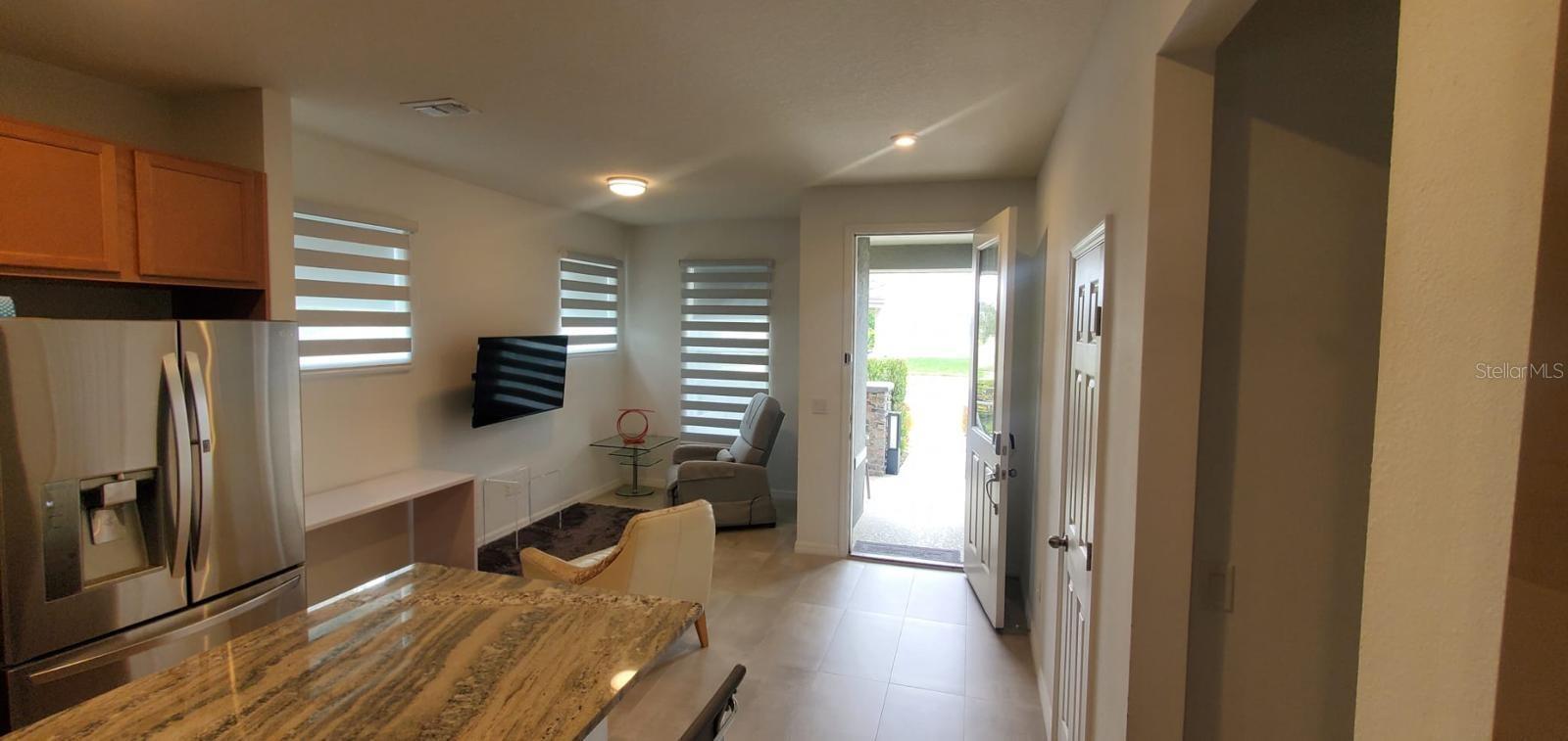 Image 10 of 38 For 11987 Globe Street