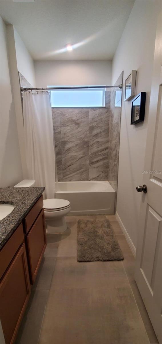 Image 24 of 38 For 11987 Globe Street