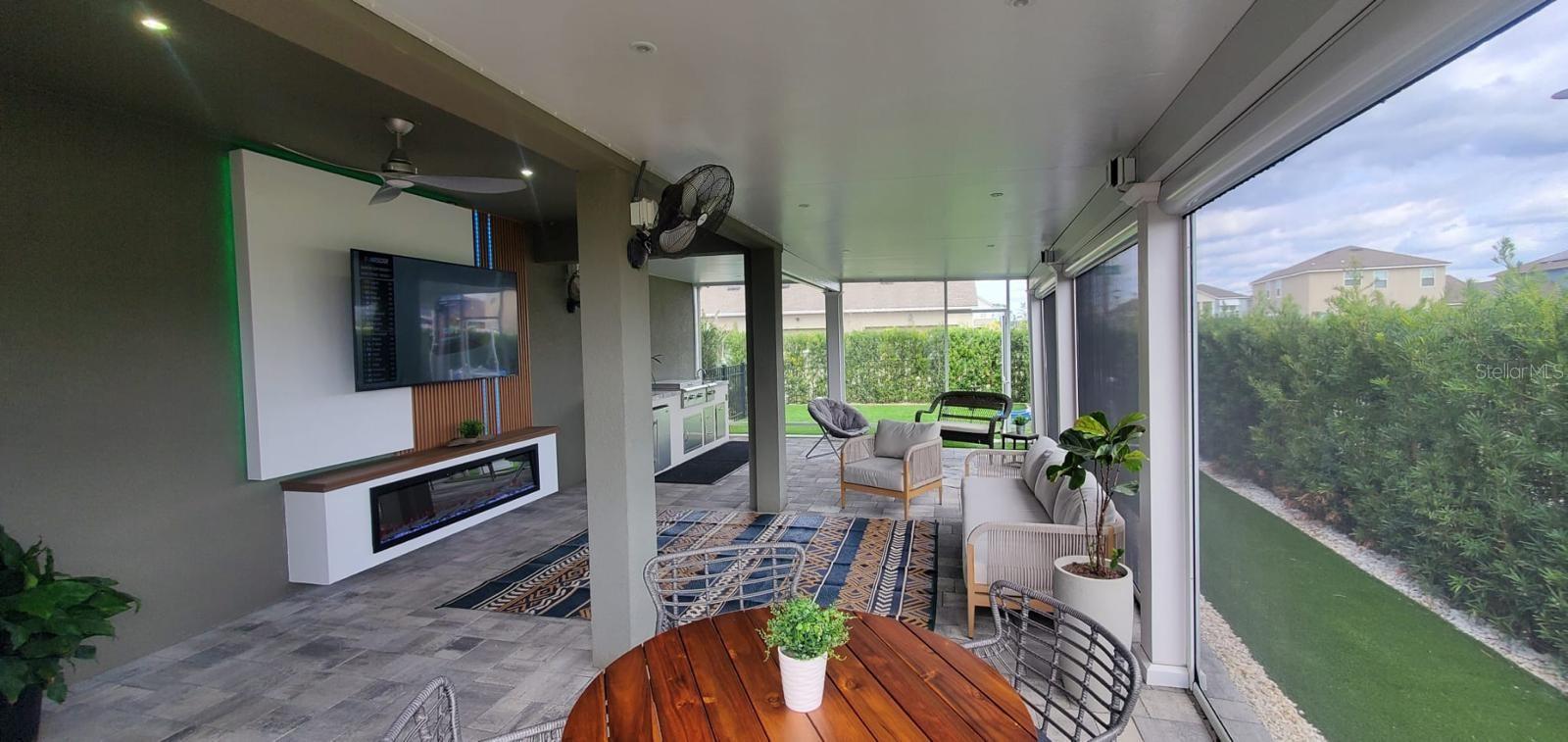 Image 34 of 38 For 11987 Globe Street