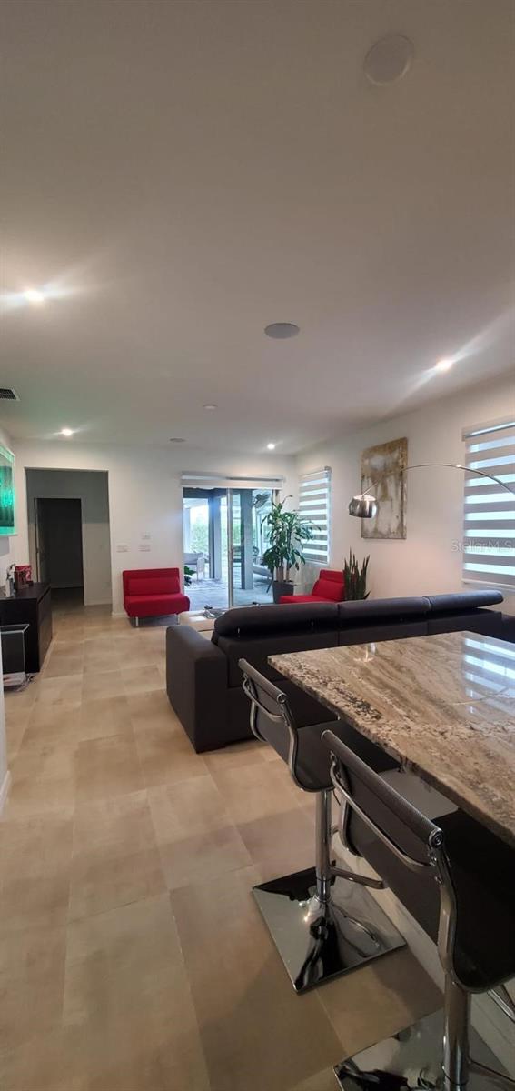 Image 5 of 38 For 11987 Globe Street