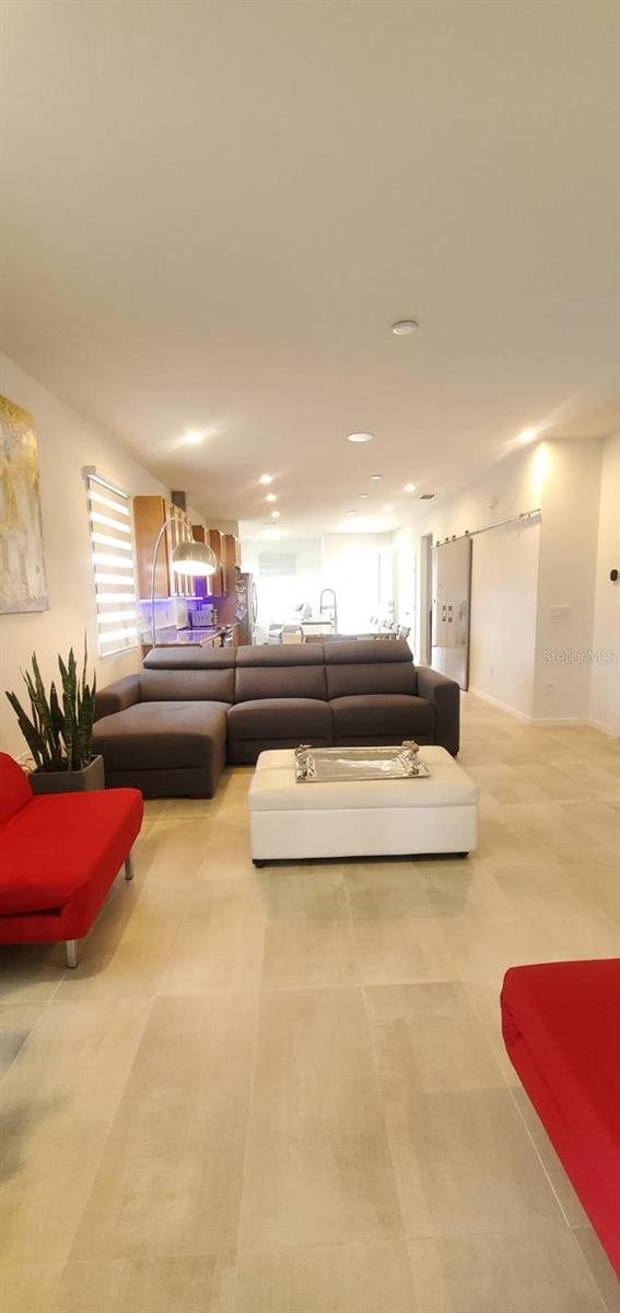 Image 6 of 38 For 11987 Globe Street