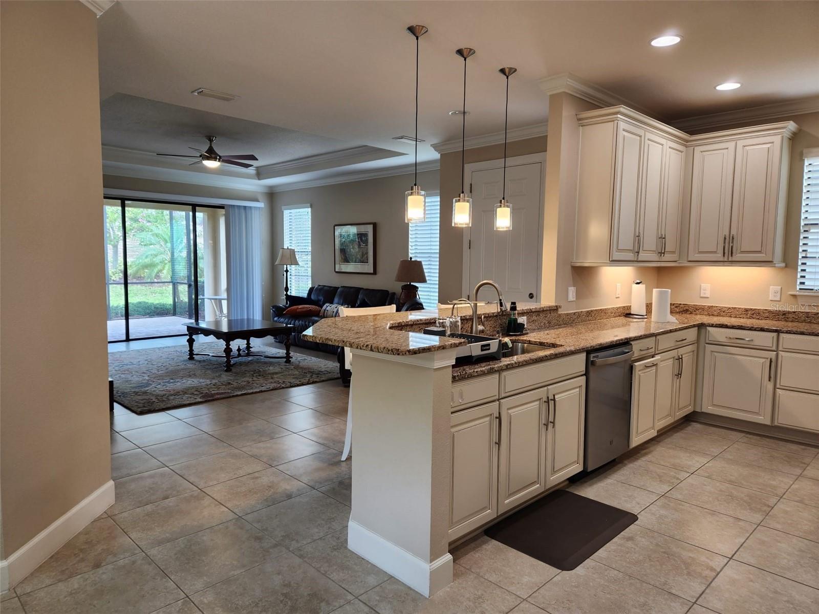 Image 10 of 31 For 5516 Cantucci Street