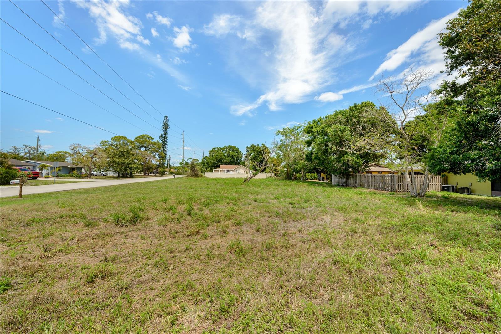 Image 3 of 6 For 27811 Wisconsin Street