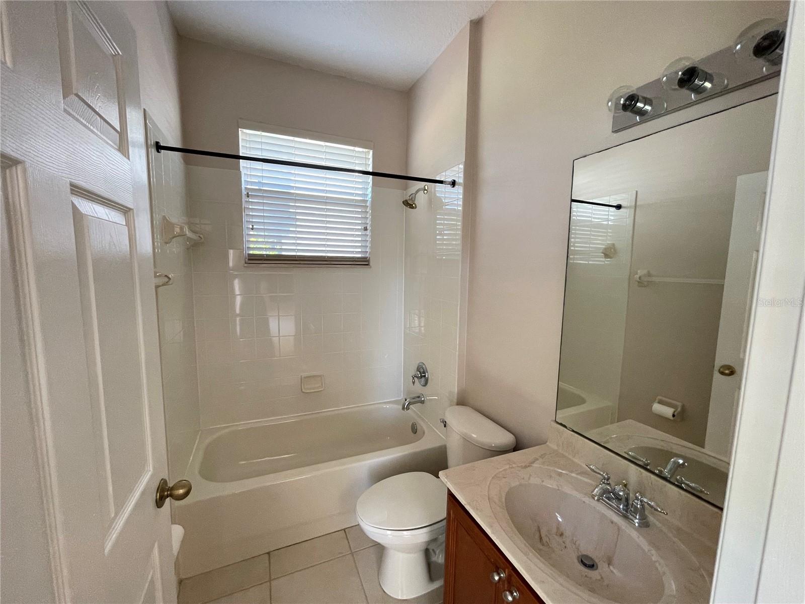 Image 19 of 54 For 9978 Bennington Chase Drive