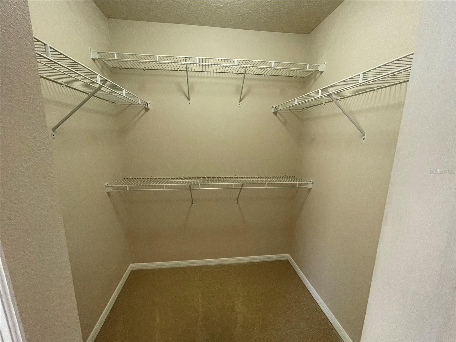 Image 37 of 54 For 9978 Bennington Chase Drive