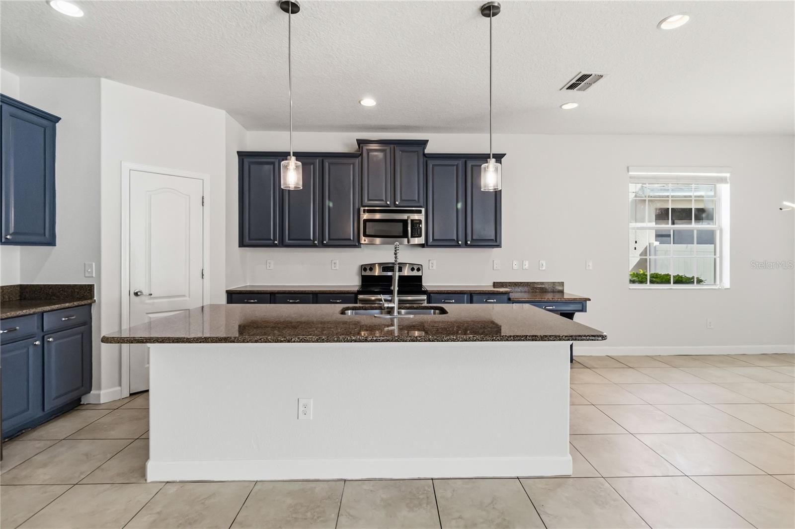 Image 8 of 62 For 3209 Bayflower Avenue