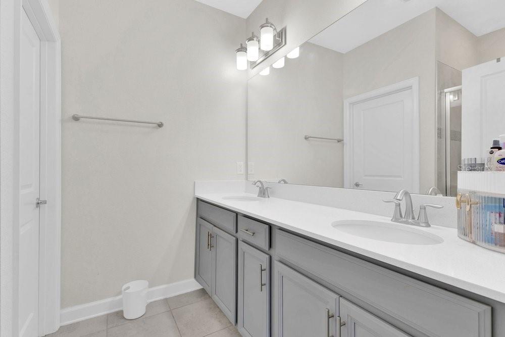 Image 13 of 43 For 11872 Metaphor Alley