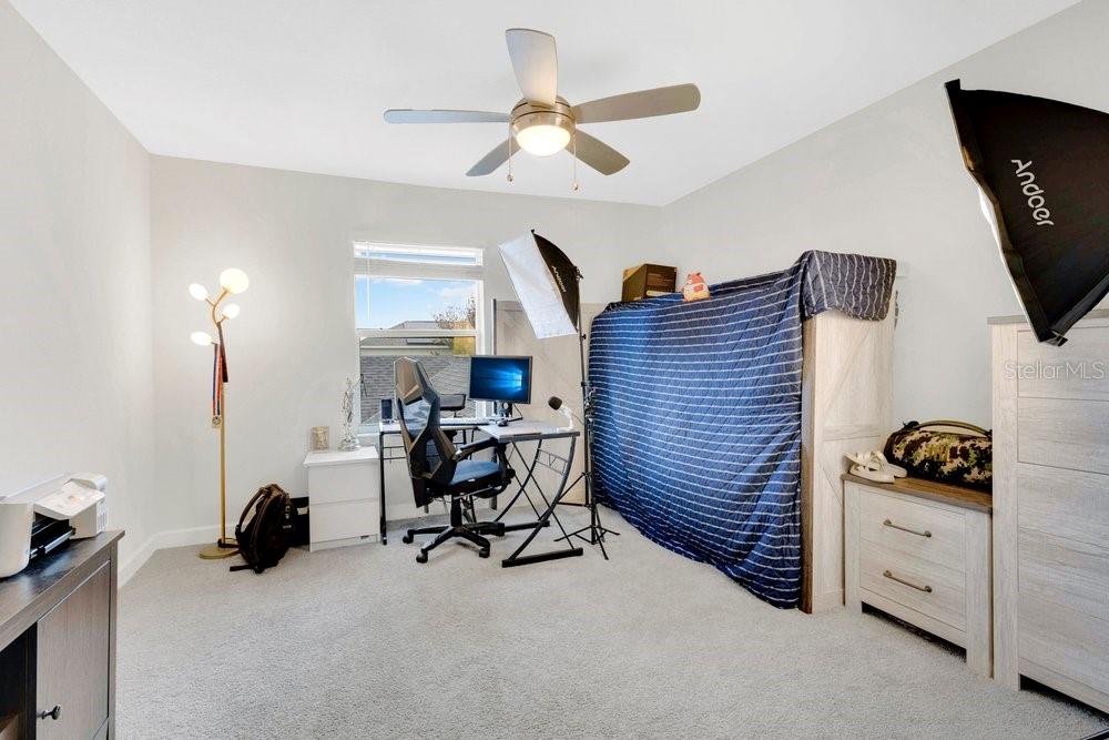 Image 17 of 43 For 11872 Metaphor Alley