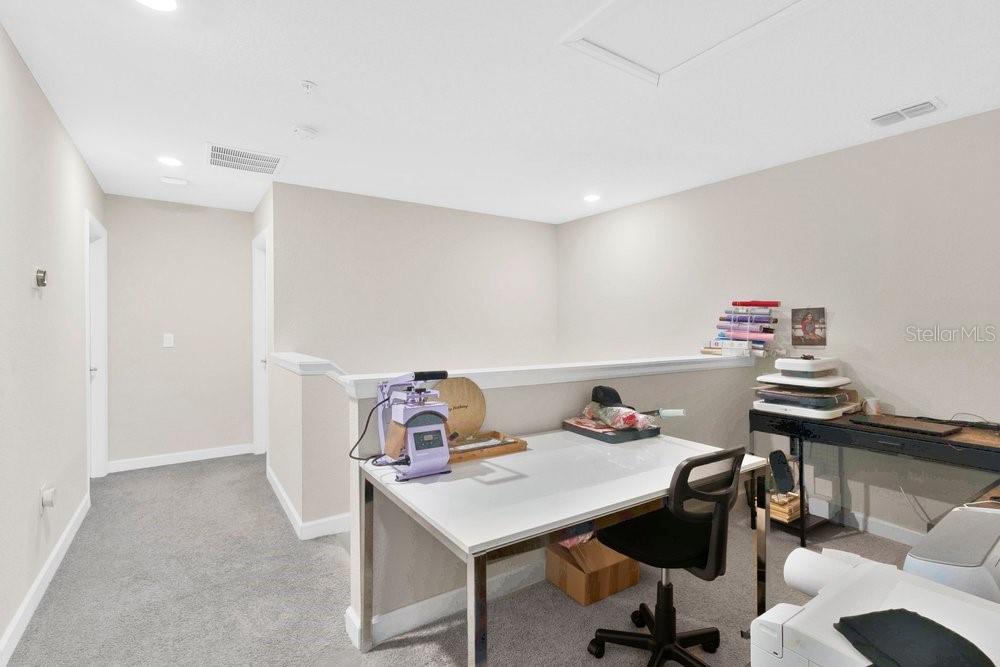 Image 18 of 43 For 11872 Metaphor Alley