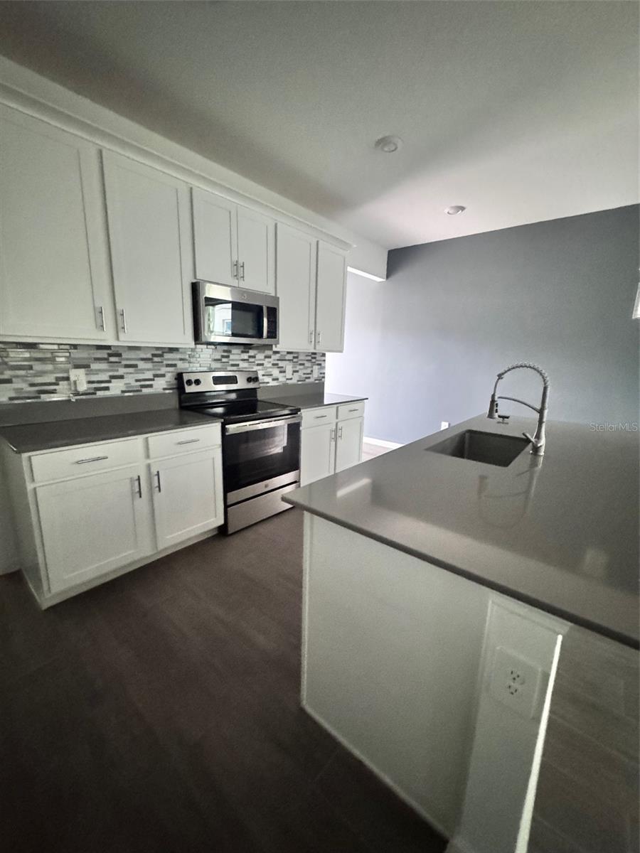 Image 12 of 54 For 1563 Cross Prairie Parkway