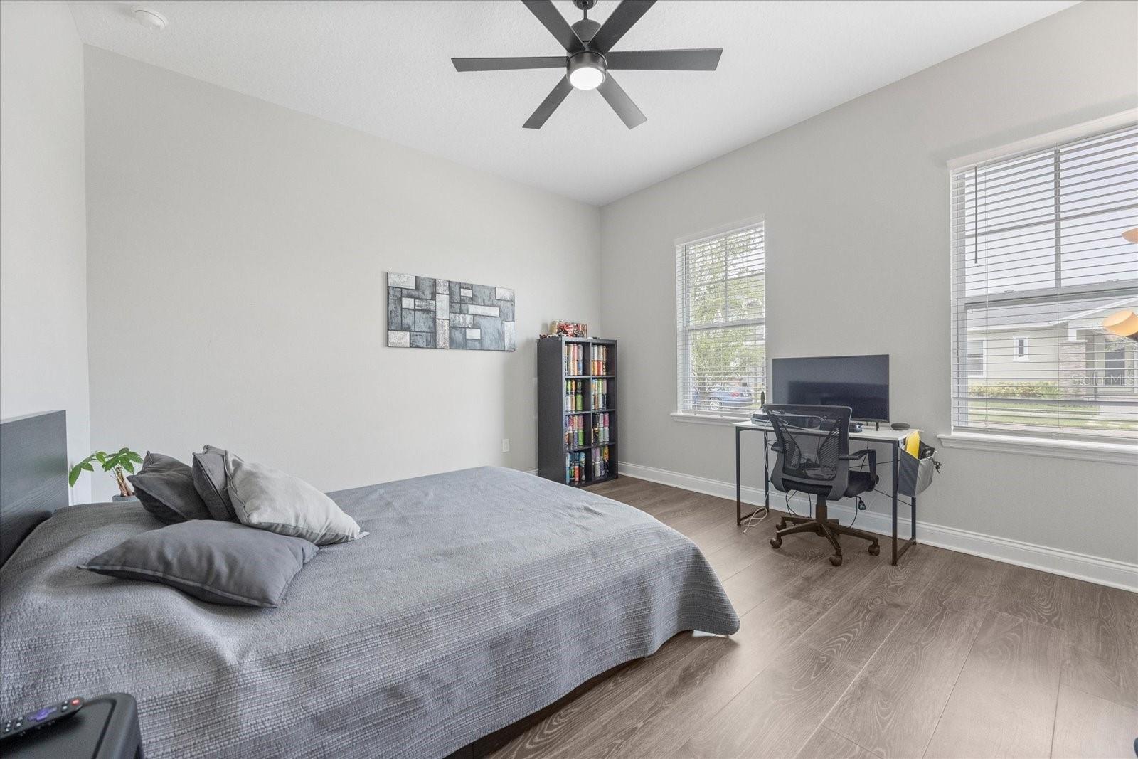 Image 15 of 45 For 8626 Dubochet Street