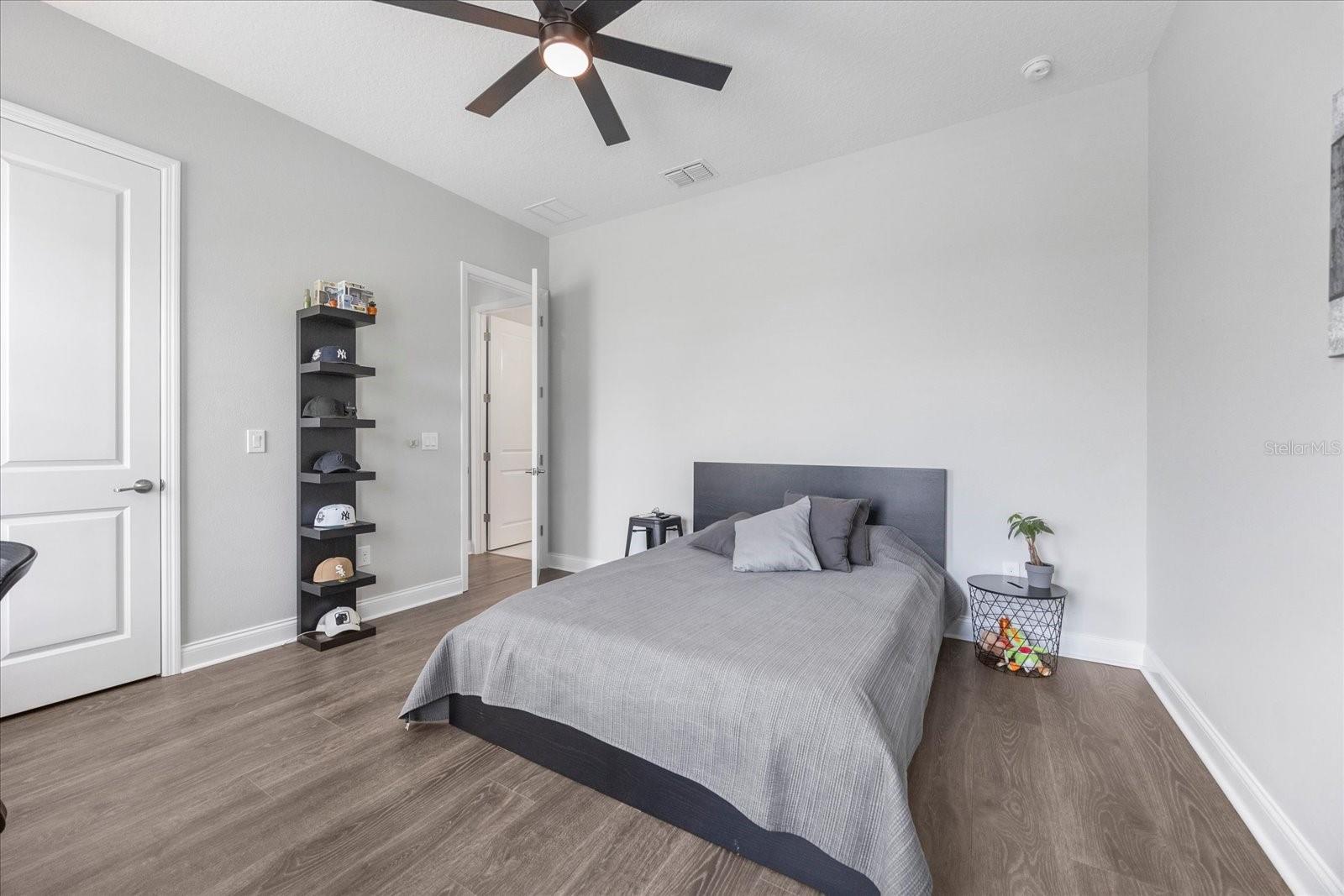 Image 16 of 45 For 8626 Dubochet Street