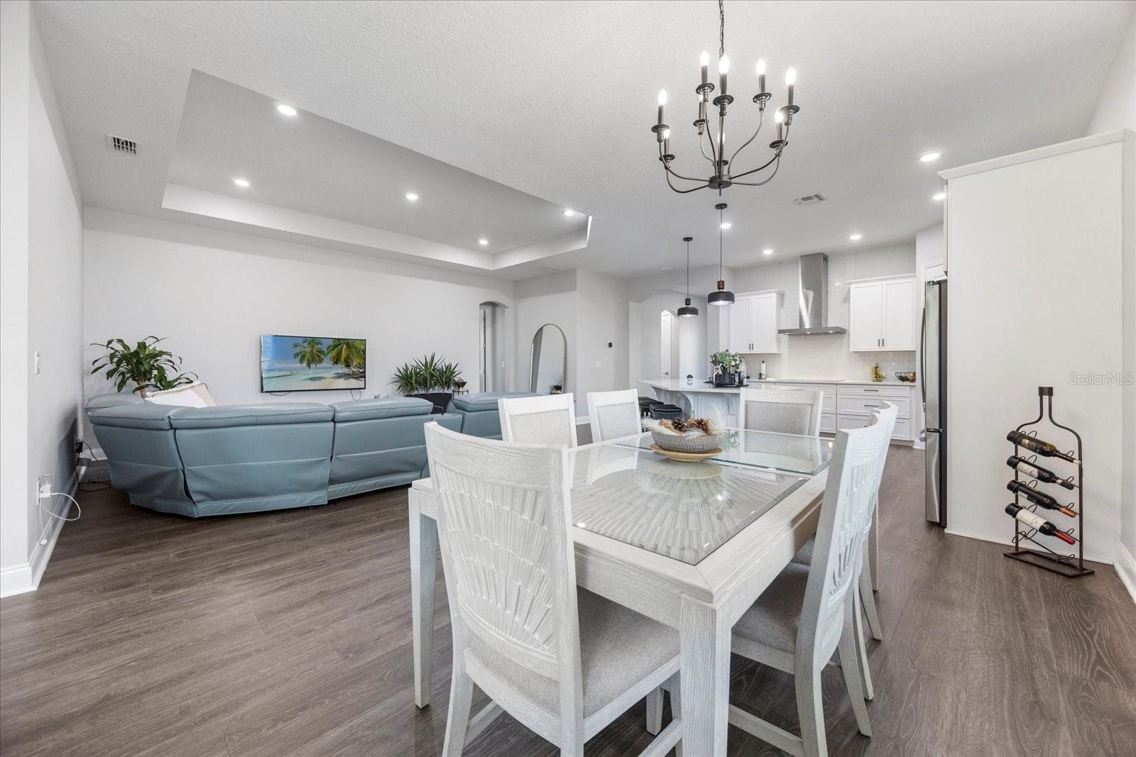 Image 22 of 45 For 8626 Dubochet Street