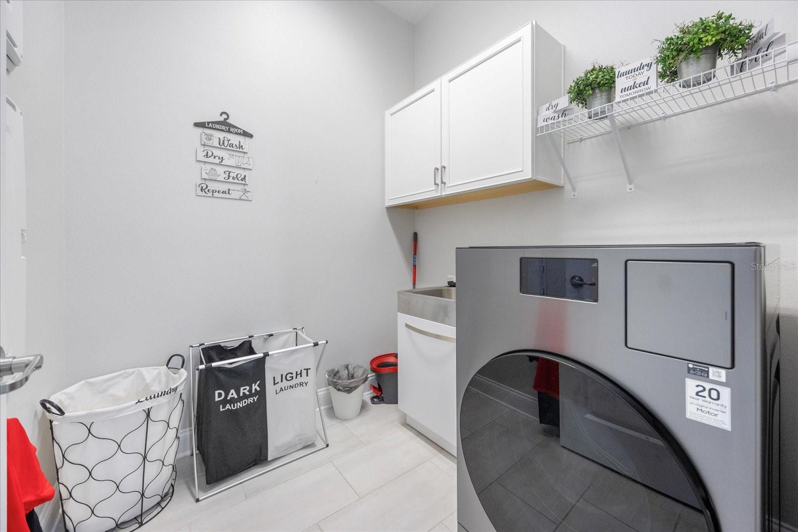 Image 33 of 45 For 8626 Dubochet Street