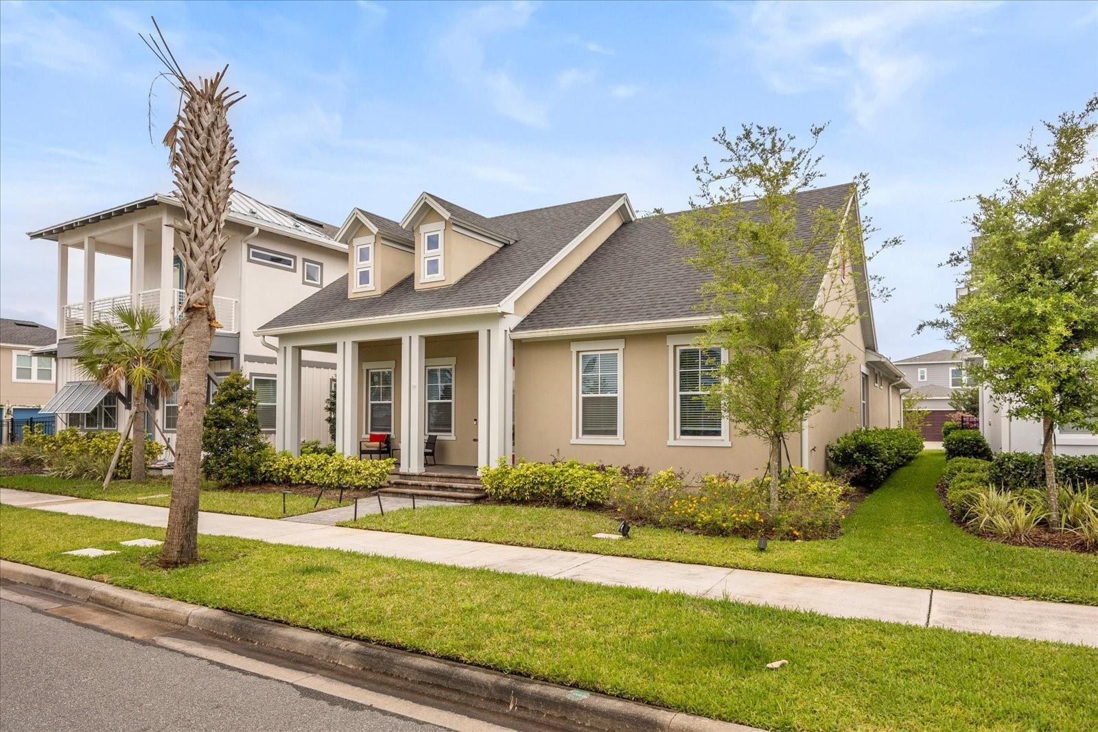 Image 4 of 45 For 8626 Dubochet Street