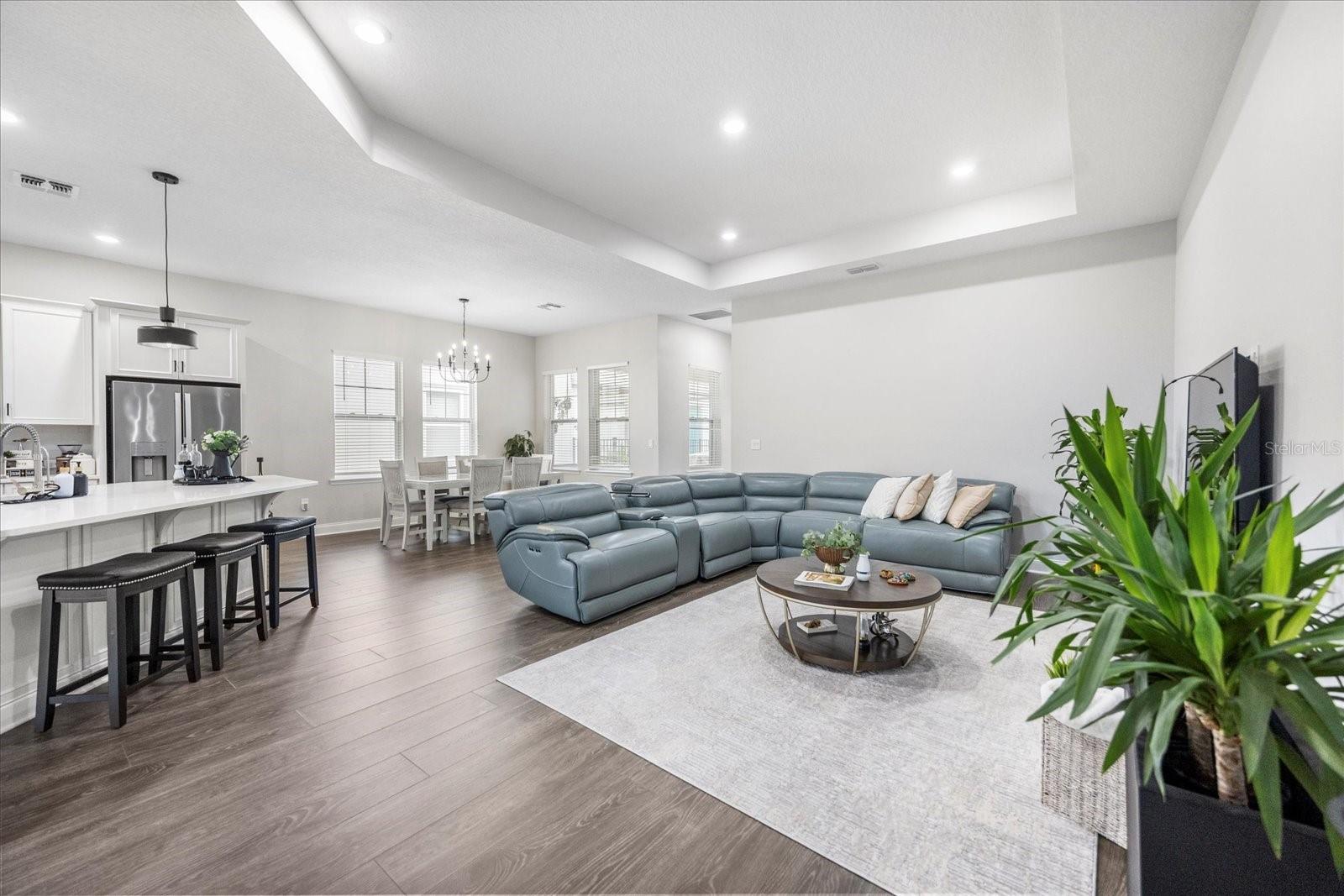 Image 7 of 45 For 8626 Dubochet Street