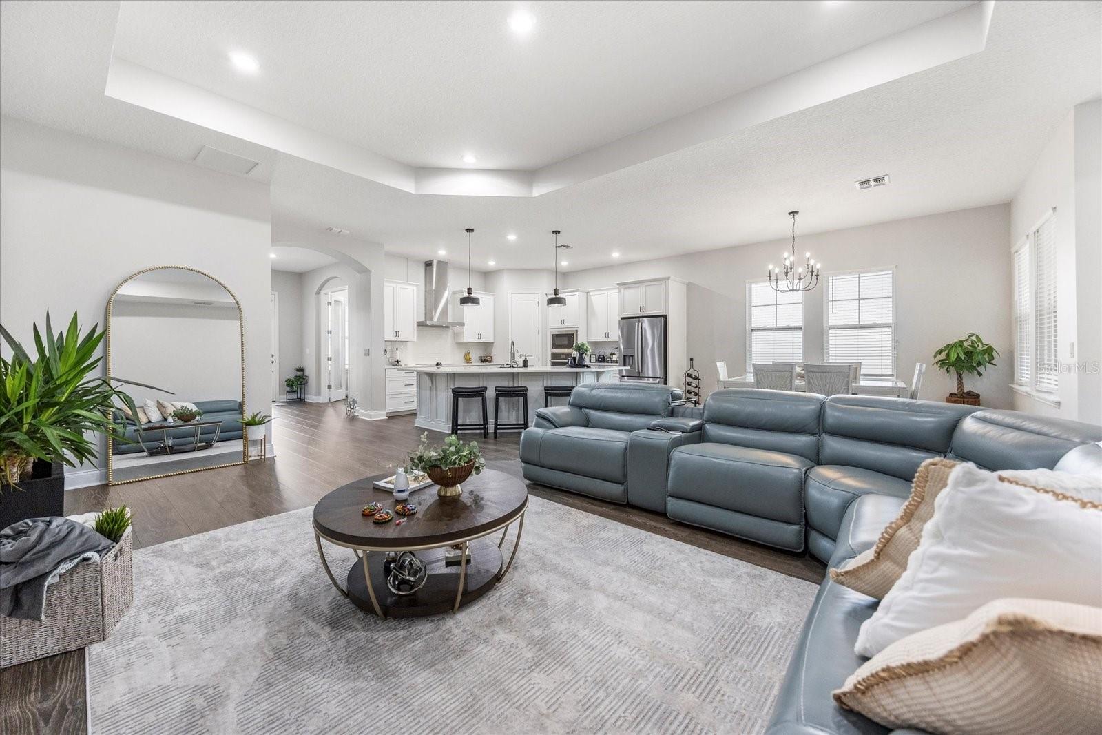 Image 8 of 45 For 8626 Dubochet Street