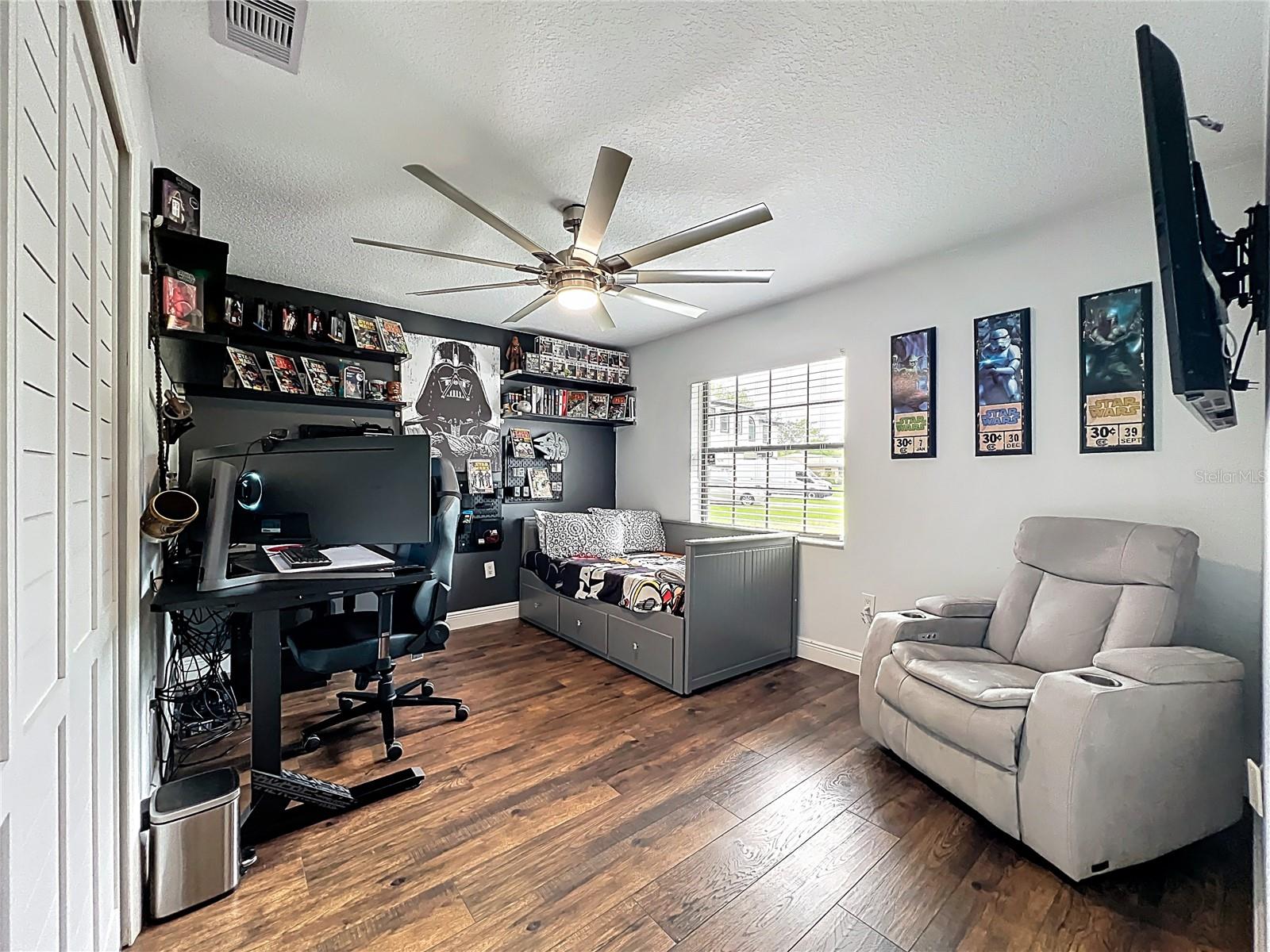 Image 18 of 44 For 6229 Silver Glen Court