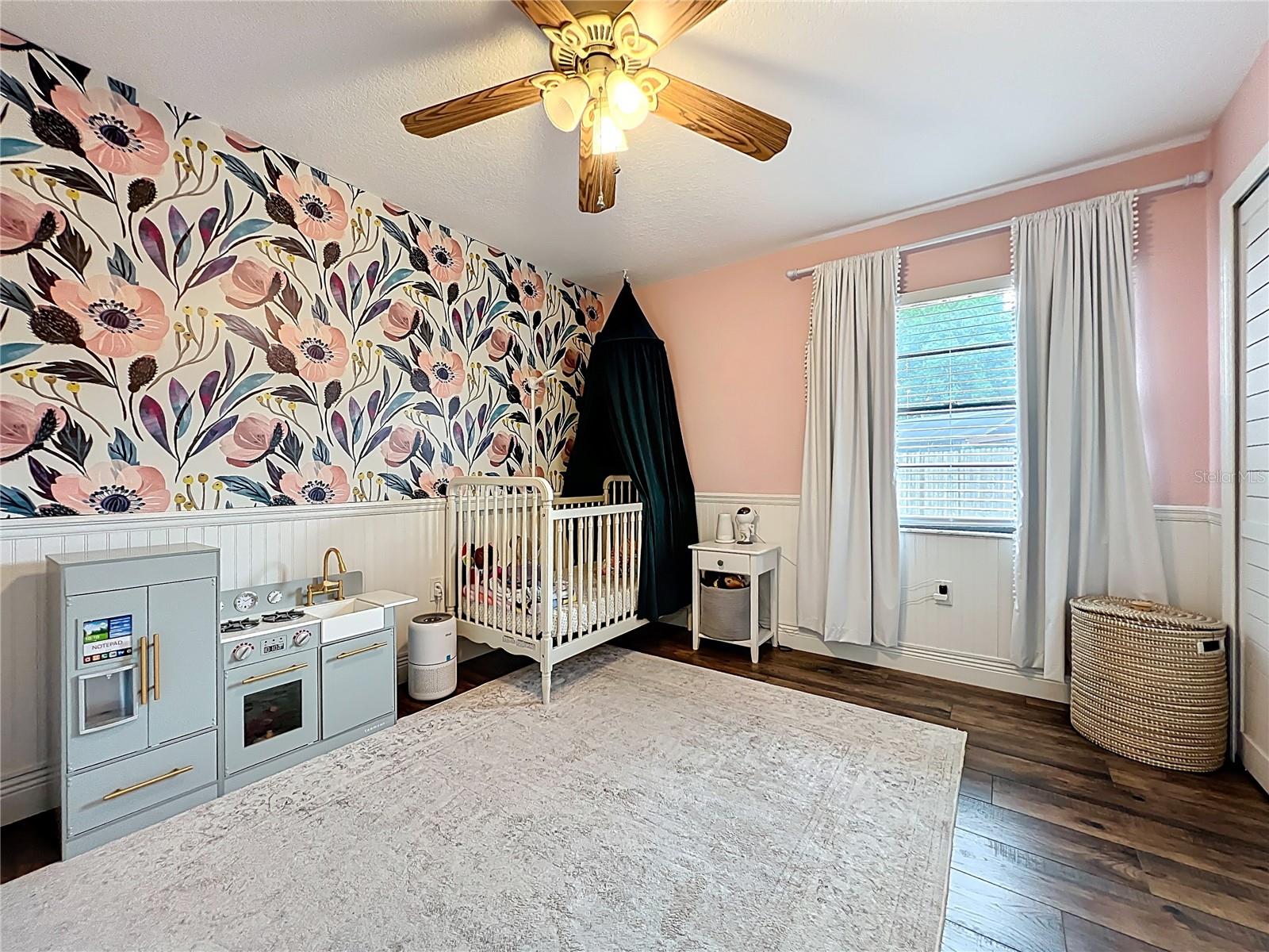 Image 23 of 44 For 6229 Silver Glen Court