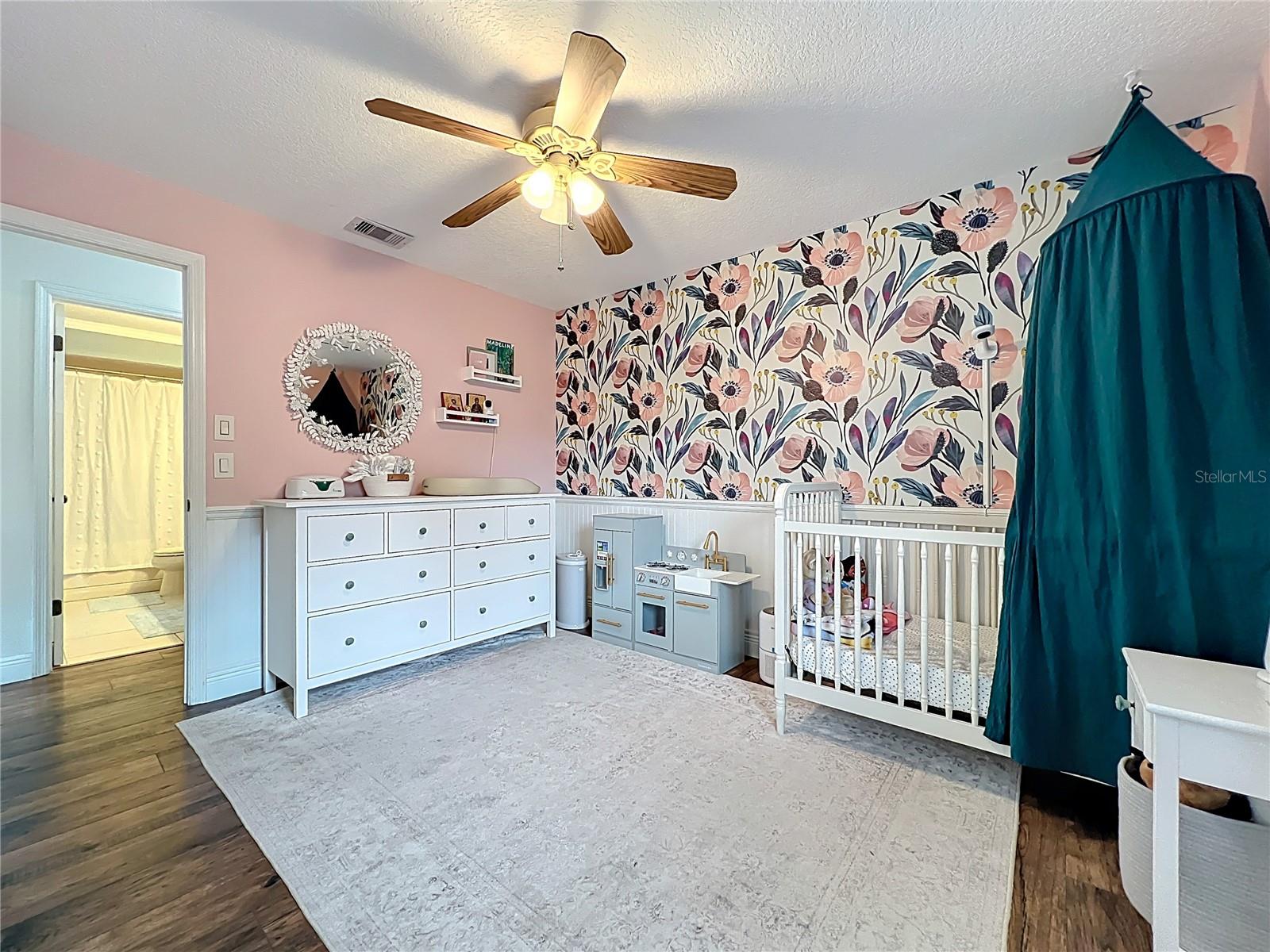 Image 24 of 44 For 6229 Silver Glen Court