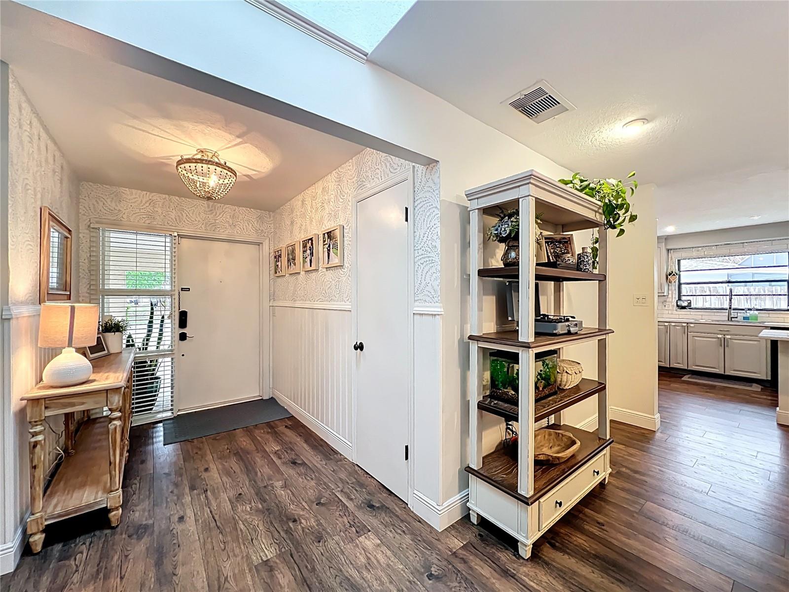 Image 5 of 44 For 6229 Silver Glen Court