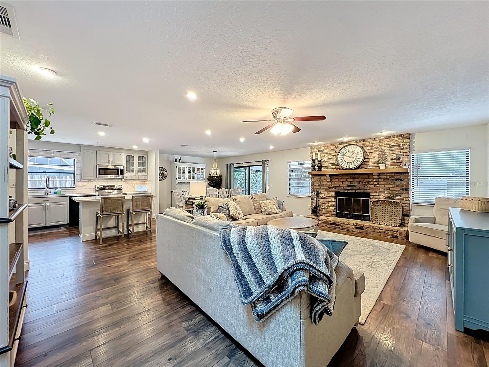 Image 6 of 44 For 6229 Silver Glen Court