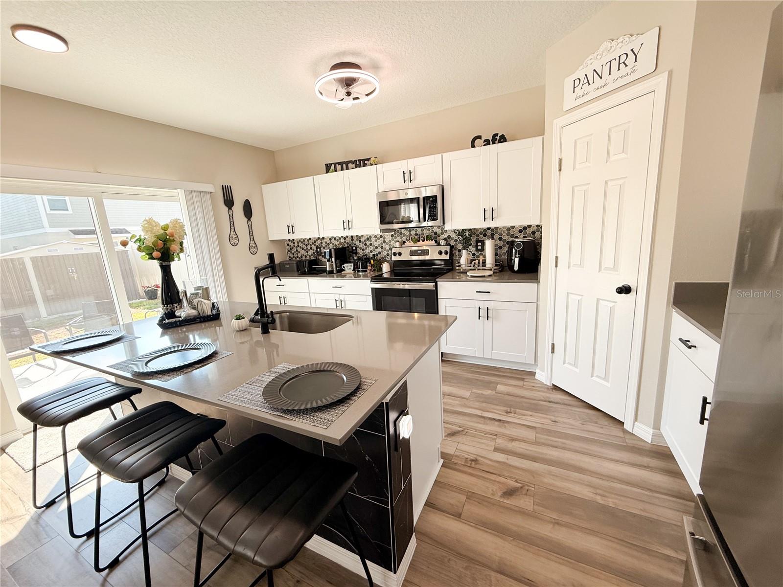 Image 9 of 46 For 5012 Starboard