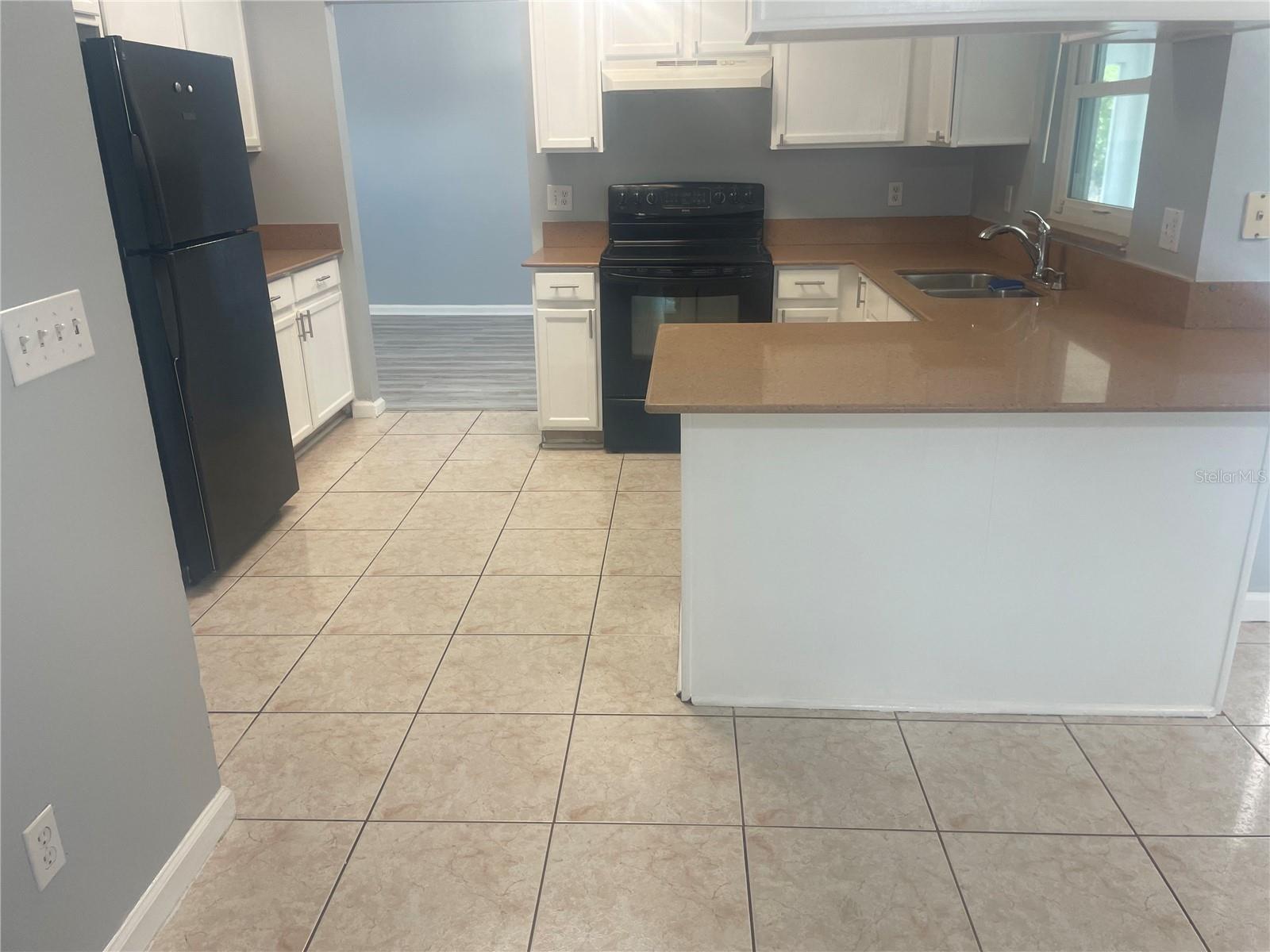 Image 24 of 45 For 116 Crescent Court