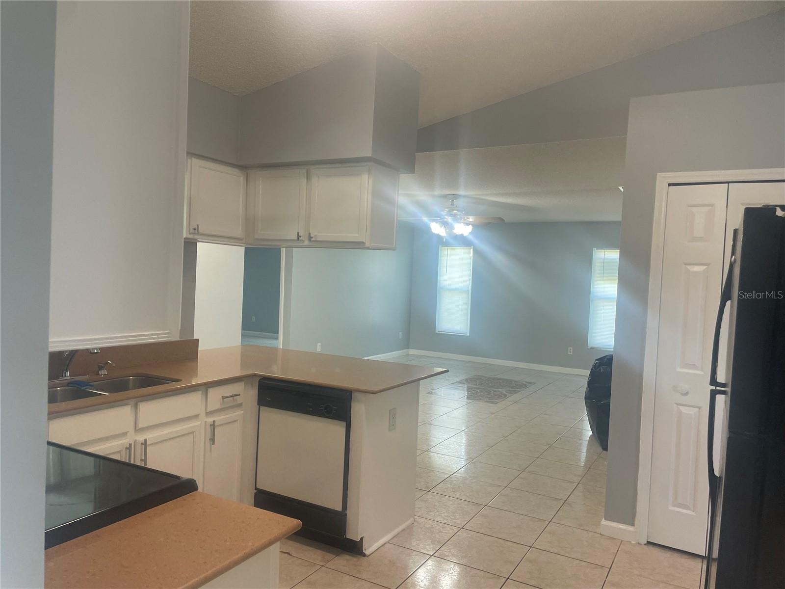 Image 30 of 45 For 116 Crescent Court