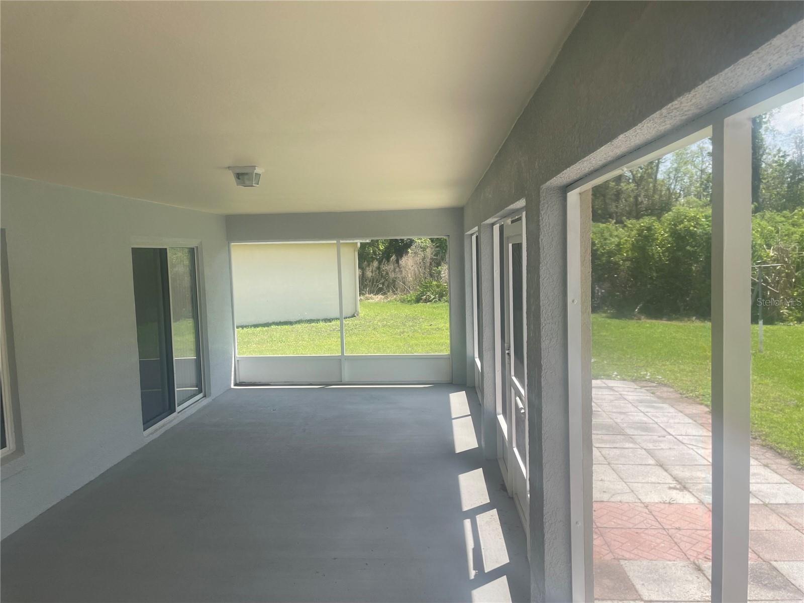 Image 31 of 45 For 116 Crescent Court