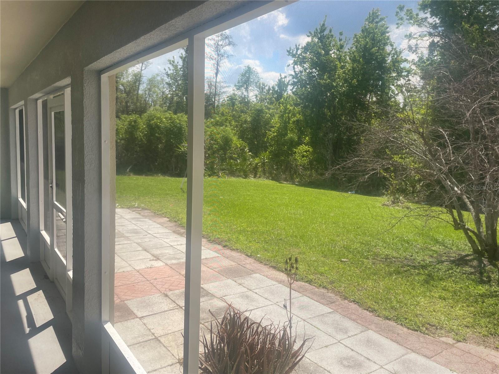 Image 32 of 45 For 116 Crescent Court