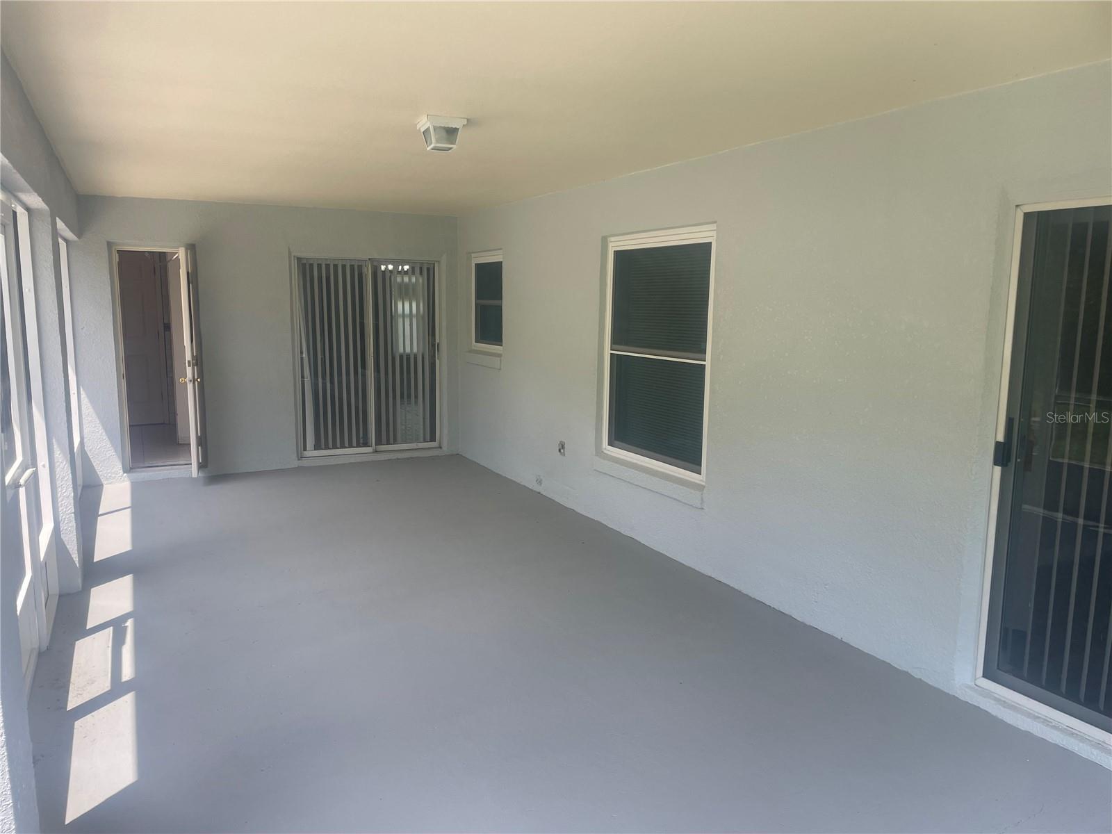 Image 37 of 45 For 116 Crescent Court