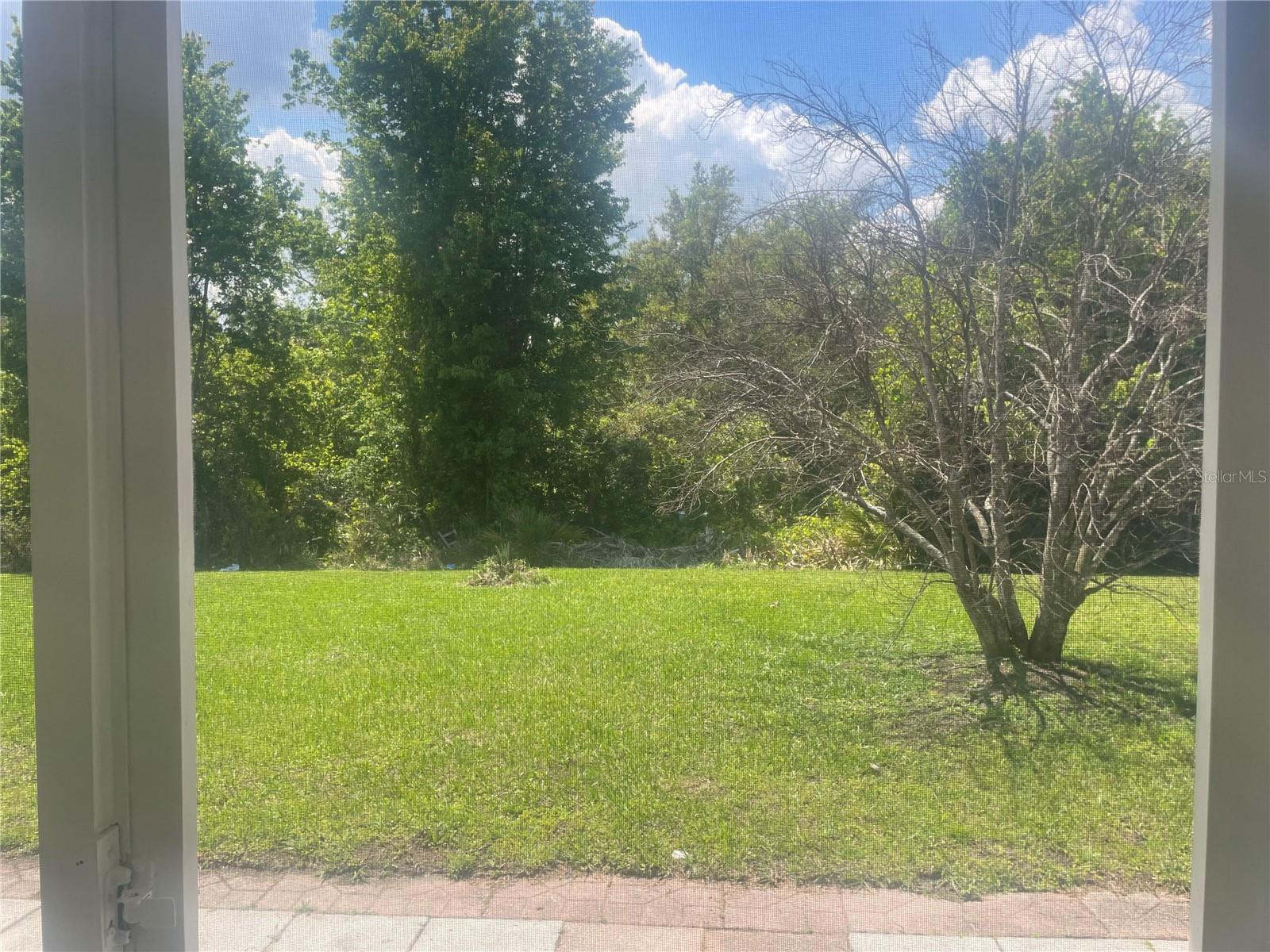 Image 42 of 45 For 116 Crescent Court