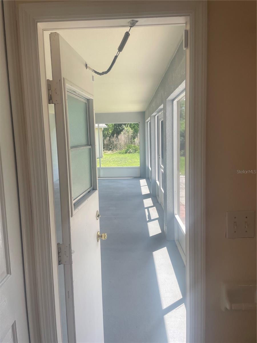 Image 43 of 45 For 116 Crescent Court