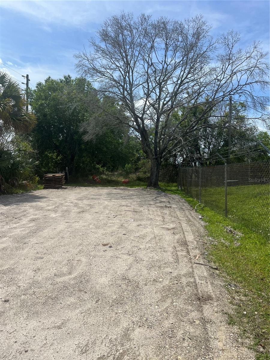 Image 2 of 2 For 0 Ree Lane 