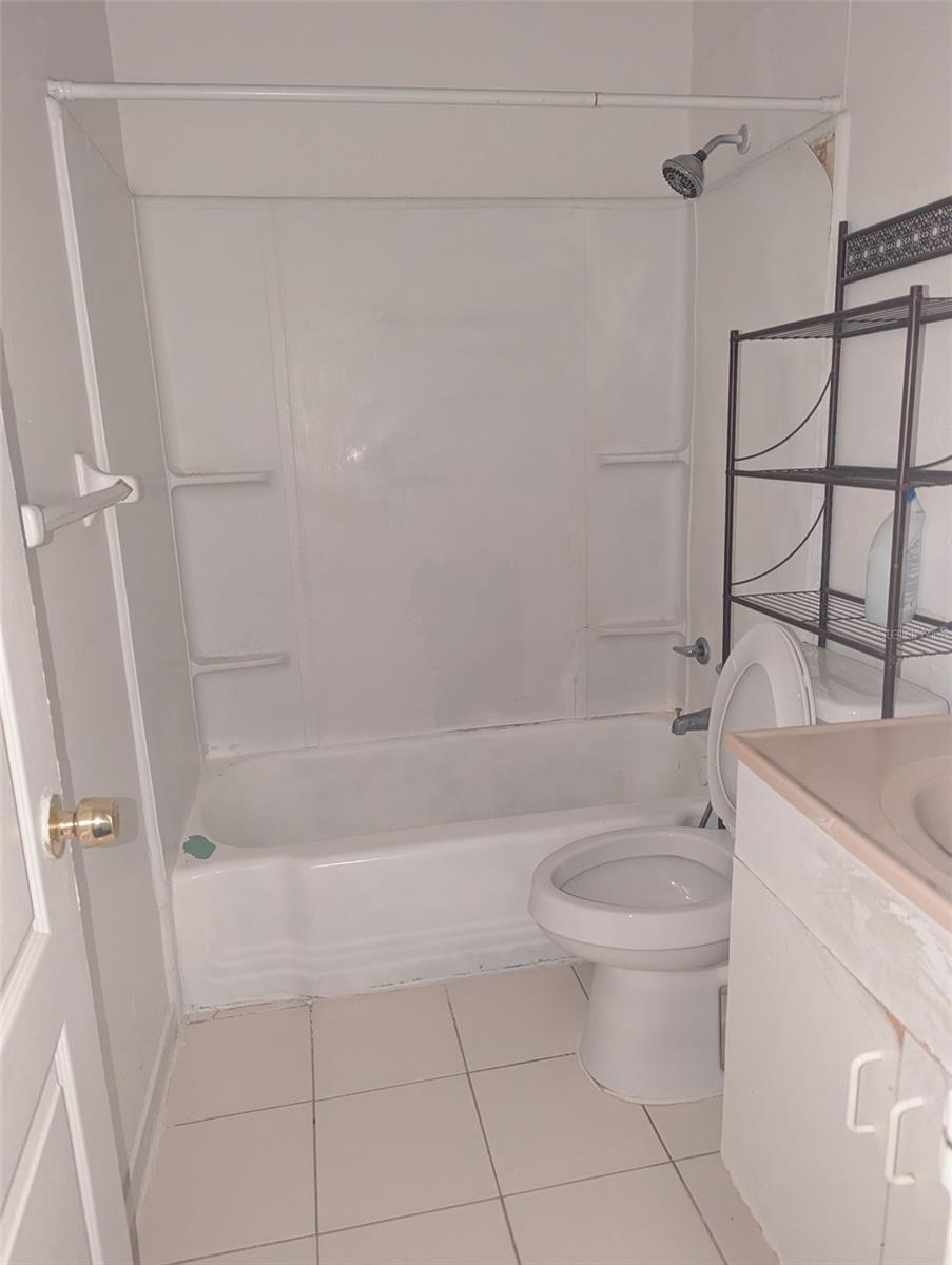 Image 13 of 13 For 5885 Dahlia Apt 209 Drive 18