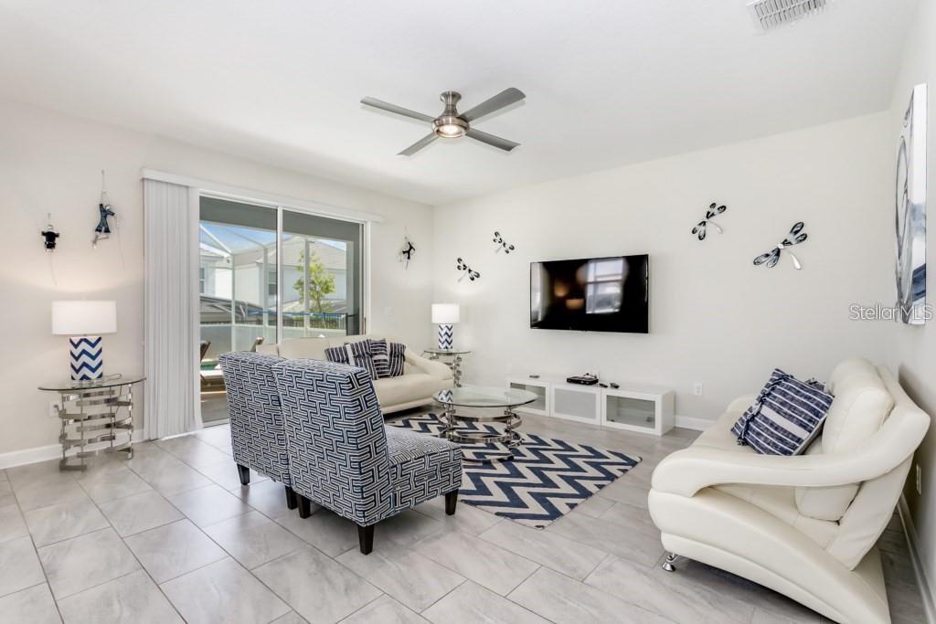 Image 13 of 50 For 1561 Flange Drive