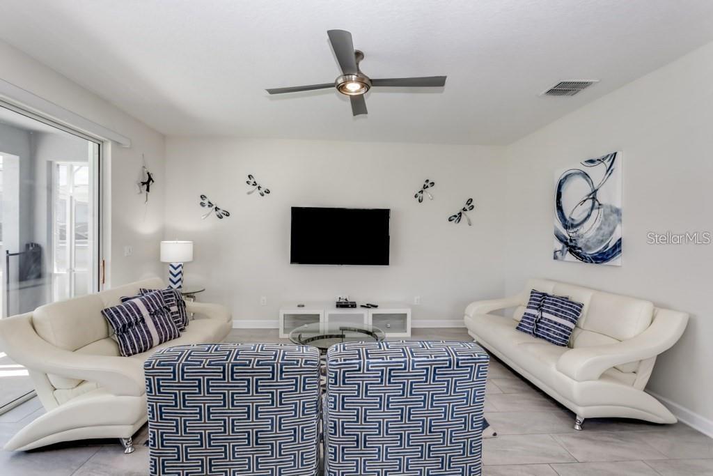 Image 17 of 50 For 1561 Flange Drive