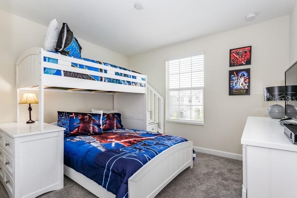 Image 33 of 50 For 1561 Flange Drive