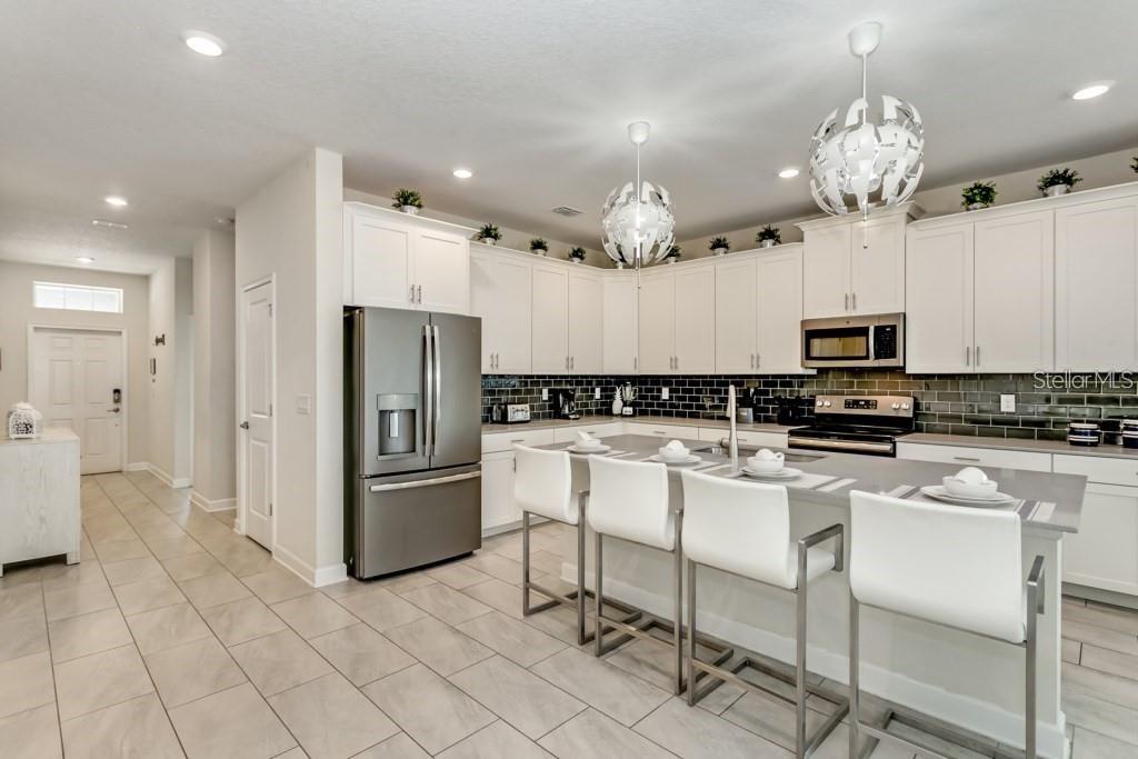 Image 8 of 50 For 1561 Flange Drive