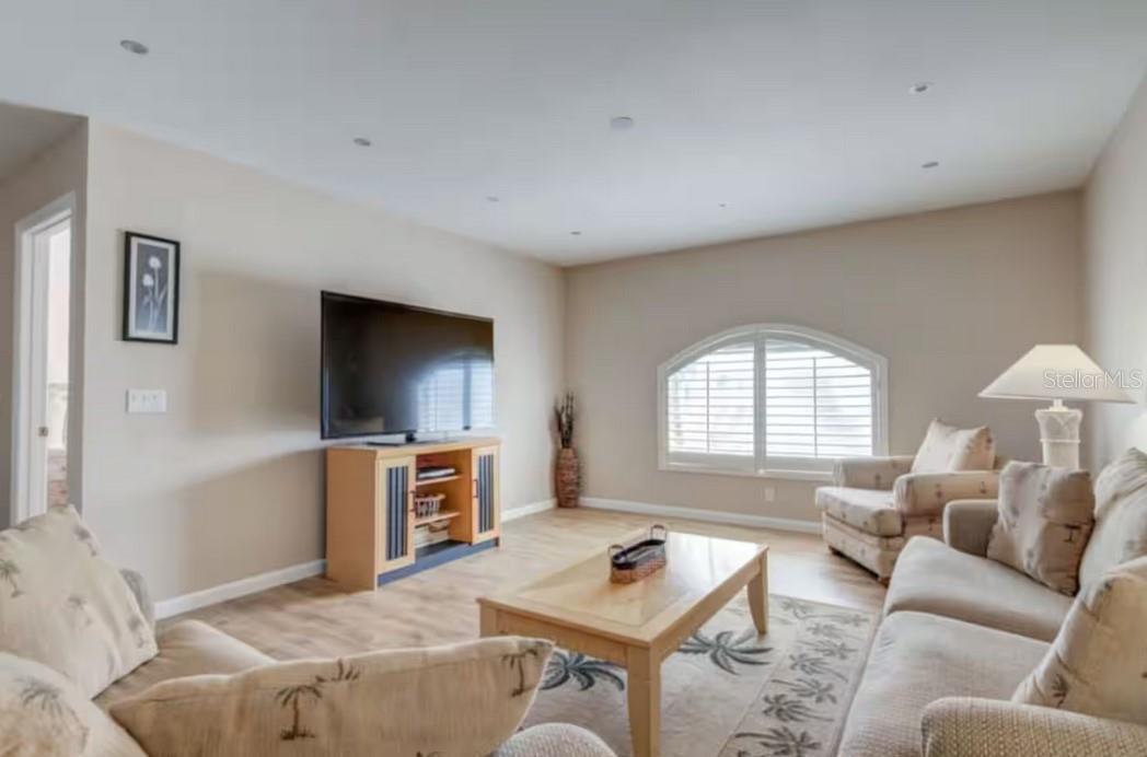 Image 9 of 17 For 1654 Dunes Court