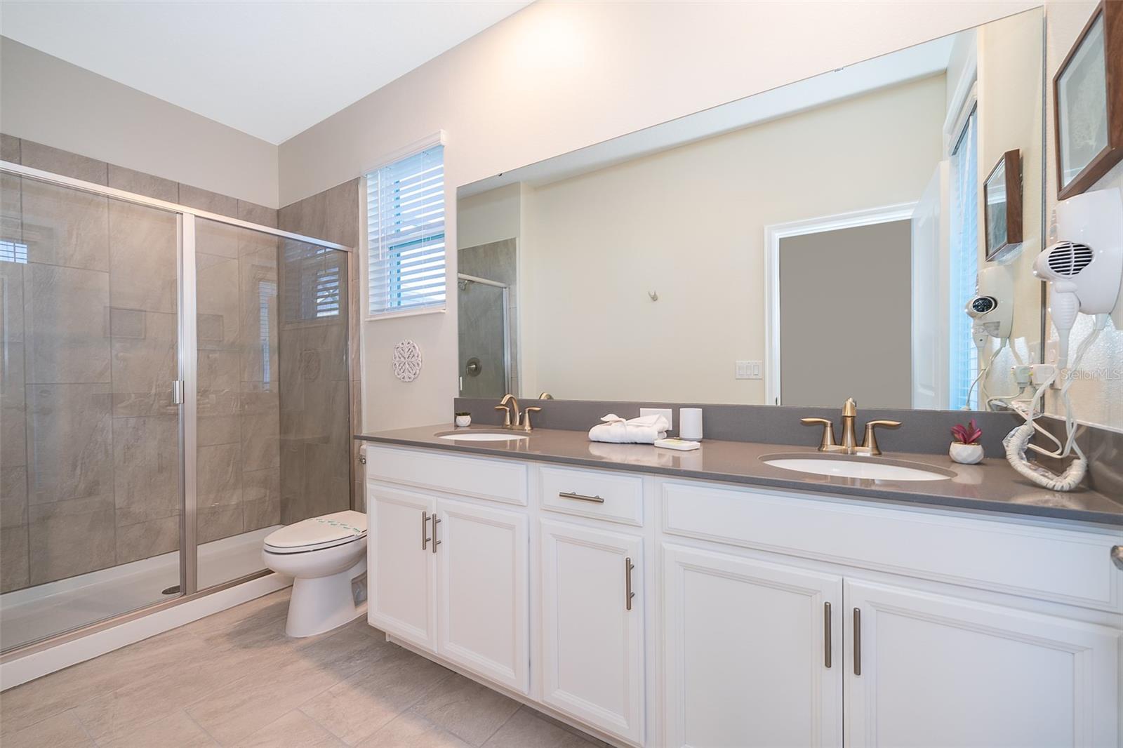 Image 18 of 25 For 800 Sticks Street