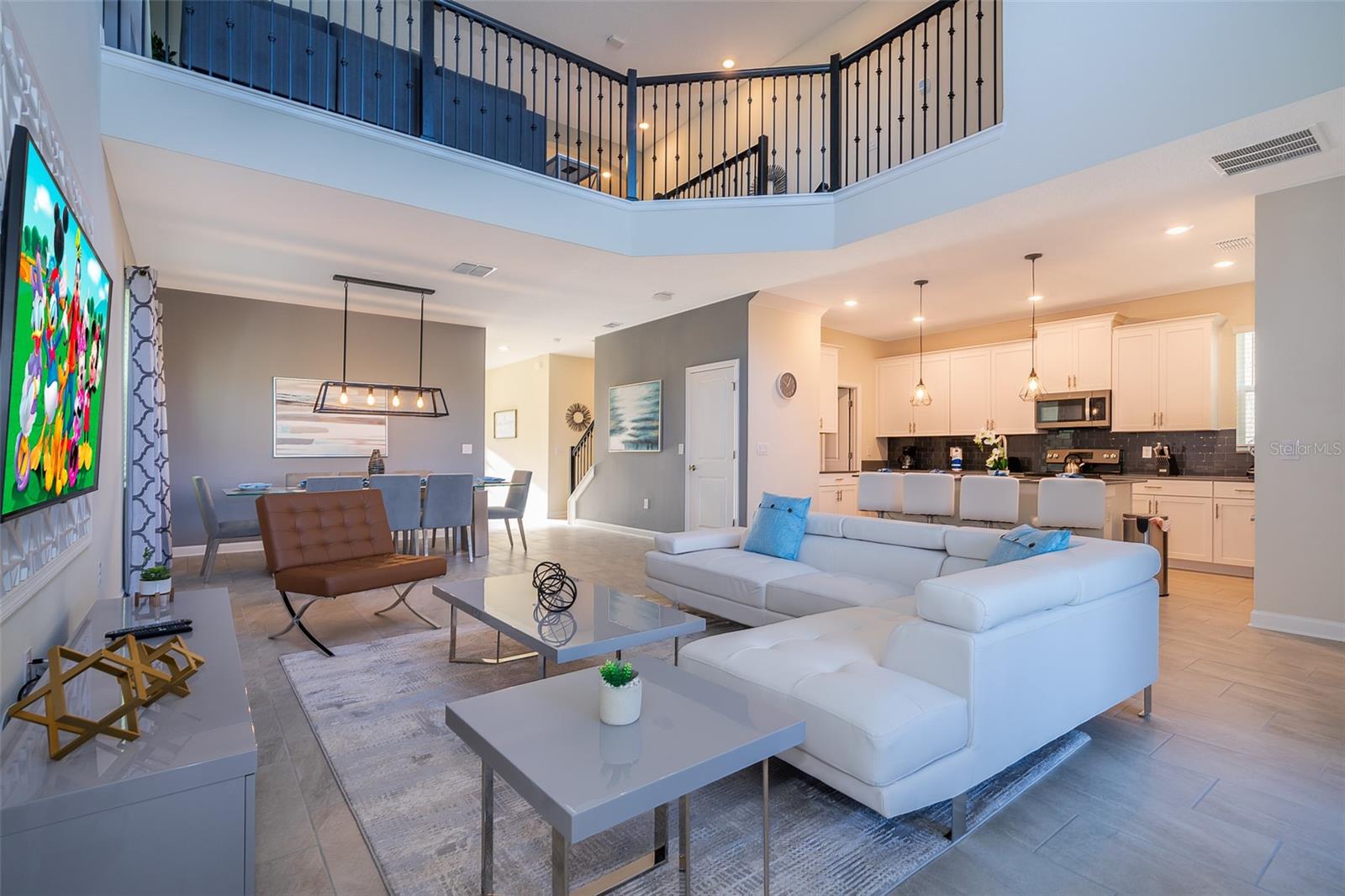 Image 2 of 25 For 800 Sticks Street