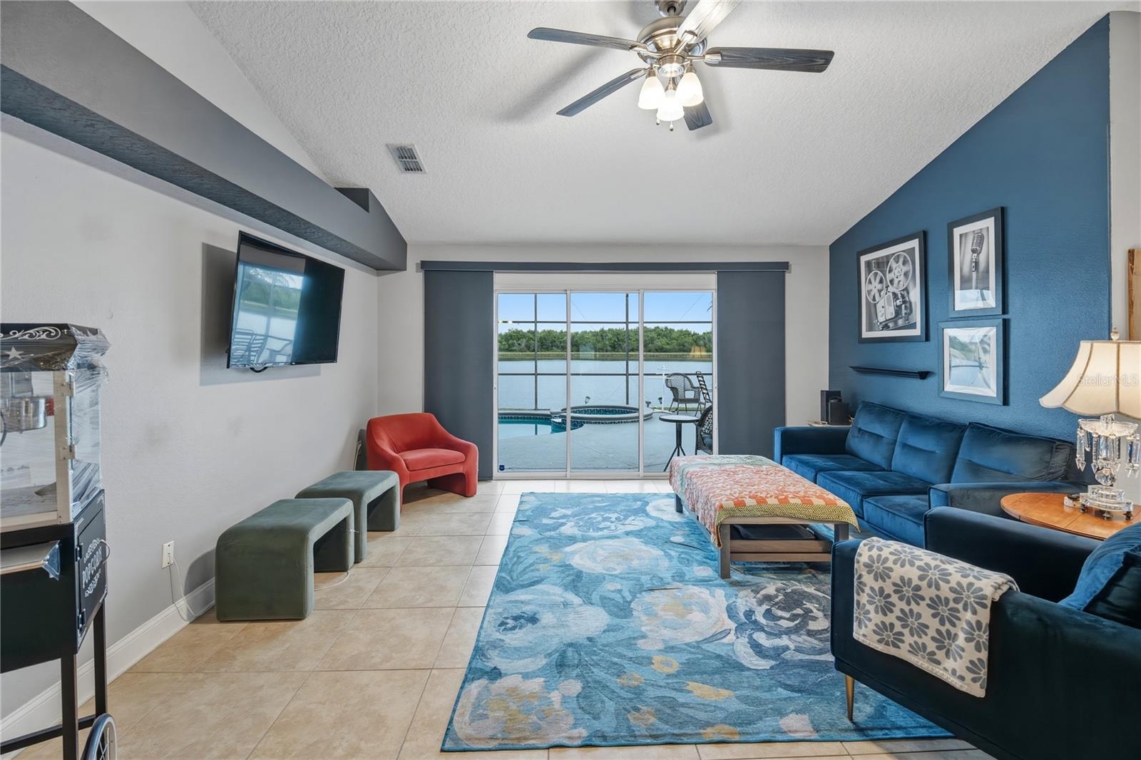 Image 16 of 36 For 2664 Willow Glen Circle