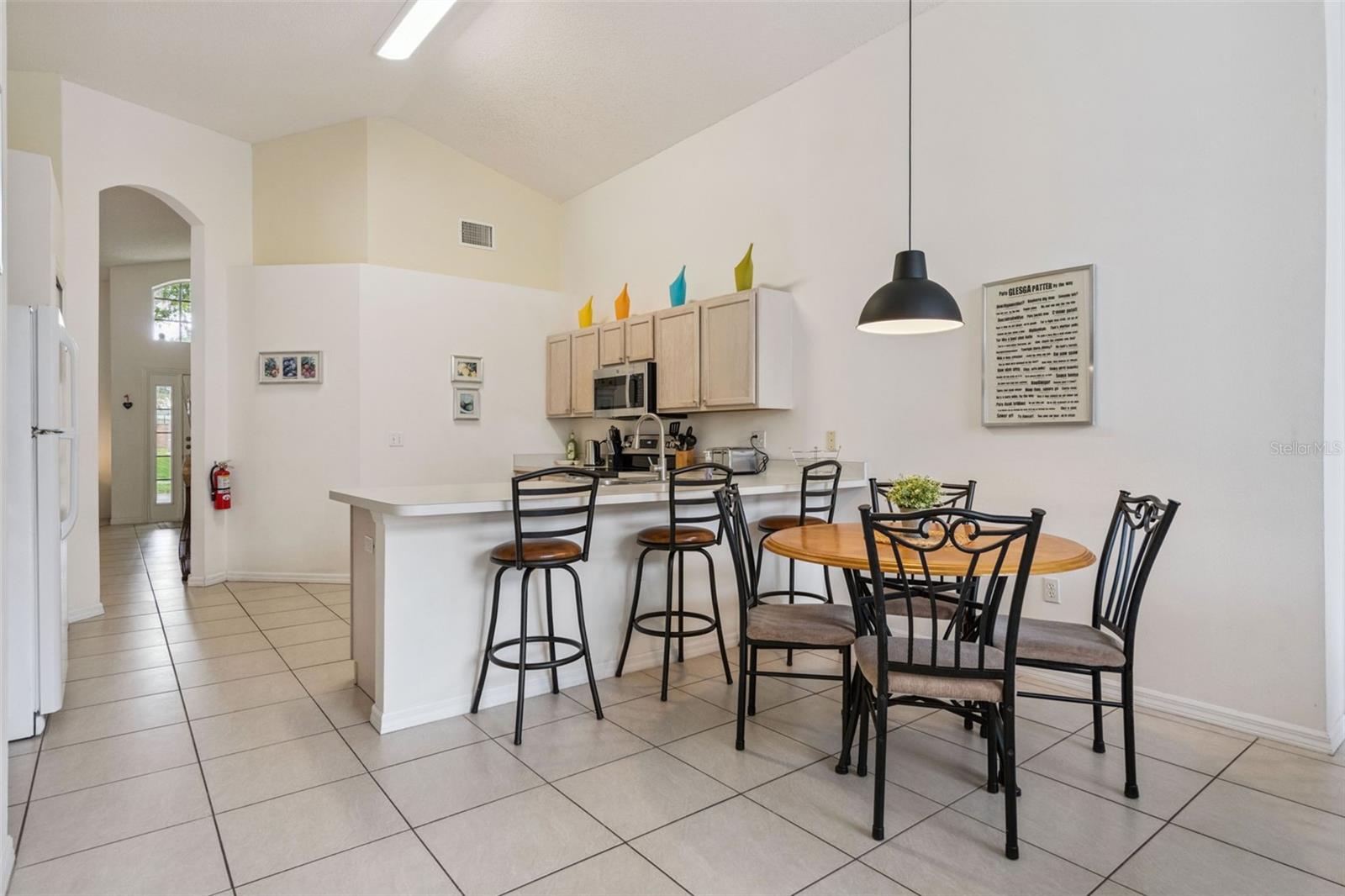 Image 11 of 46 For 148 Grosvenor Loop