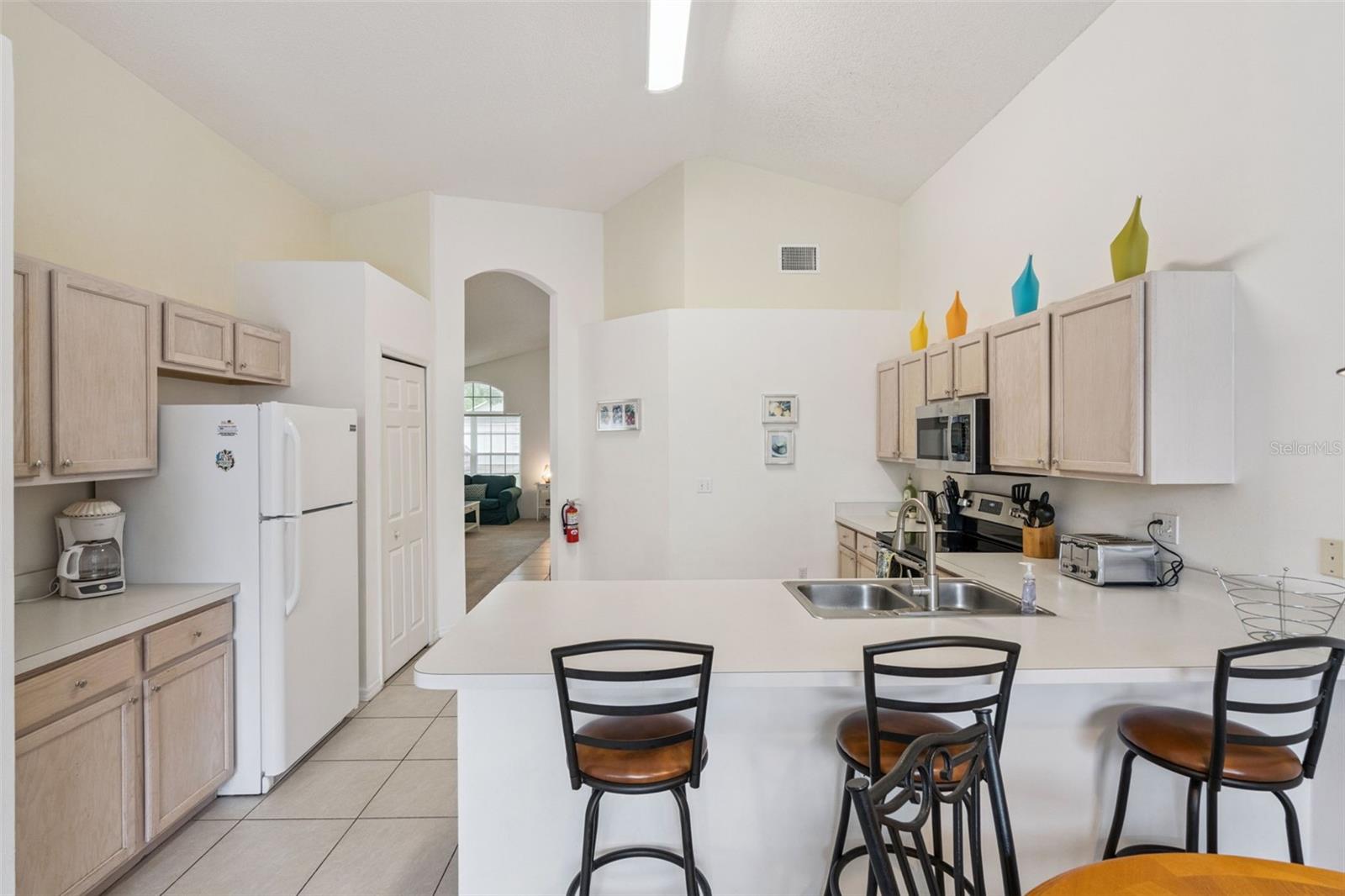 Image 13 of 46 For 148 Grosvenor Loop