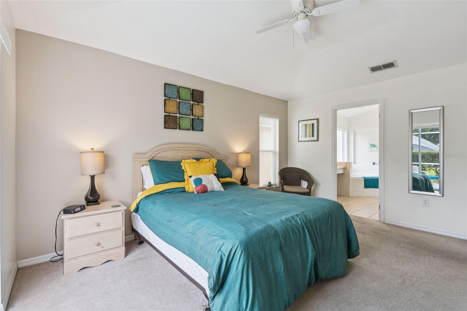 Image 14 of 46 For 148 Grosvenor Loop