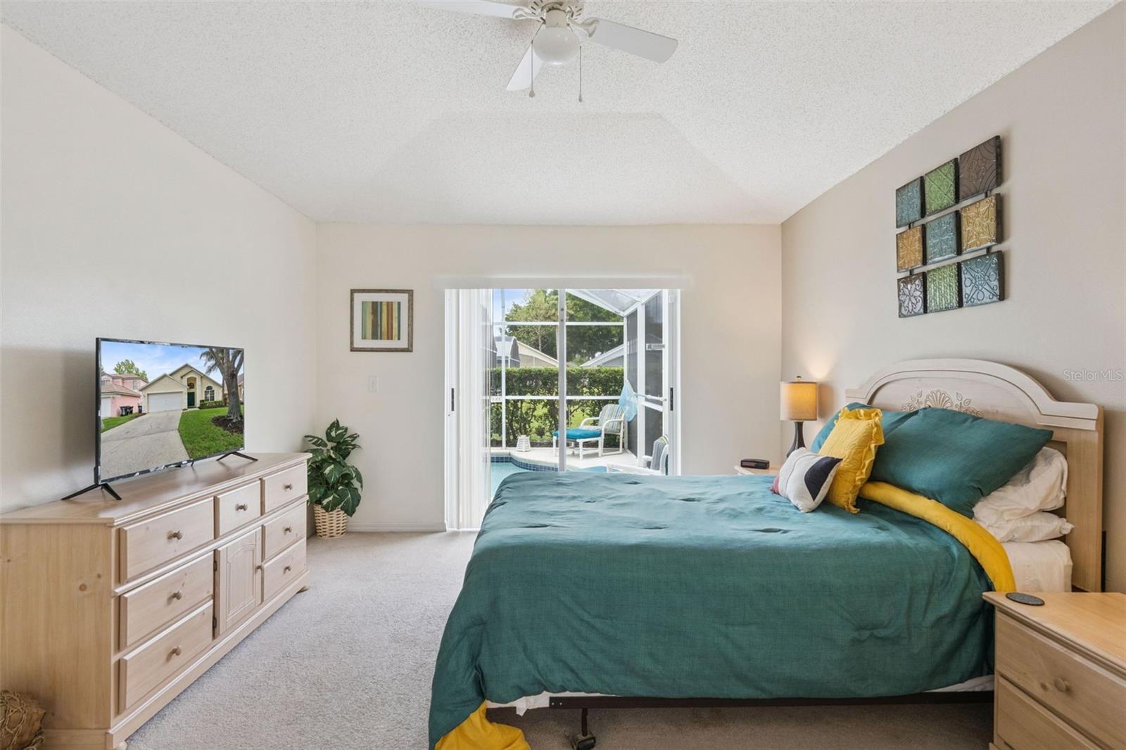 Image 15 of 46 For 148 Grosvenor Loop