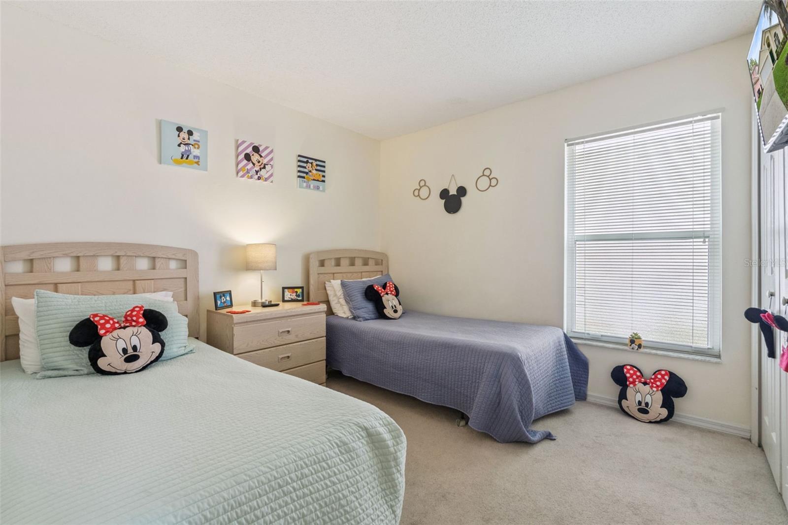 Image 18 of 46 For 148 Grosvenor Loop