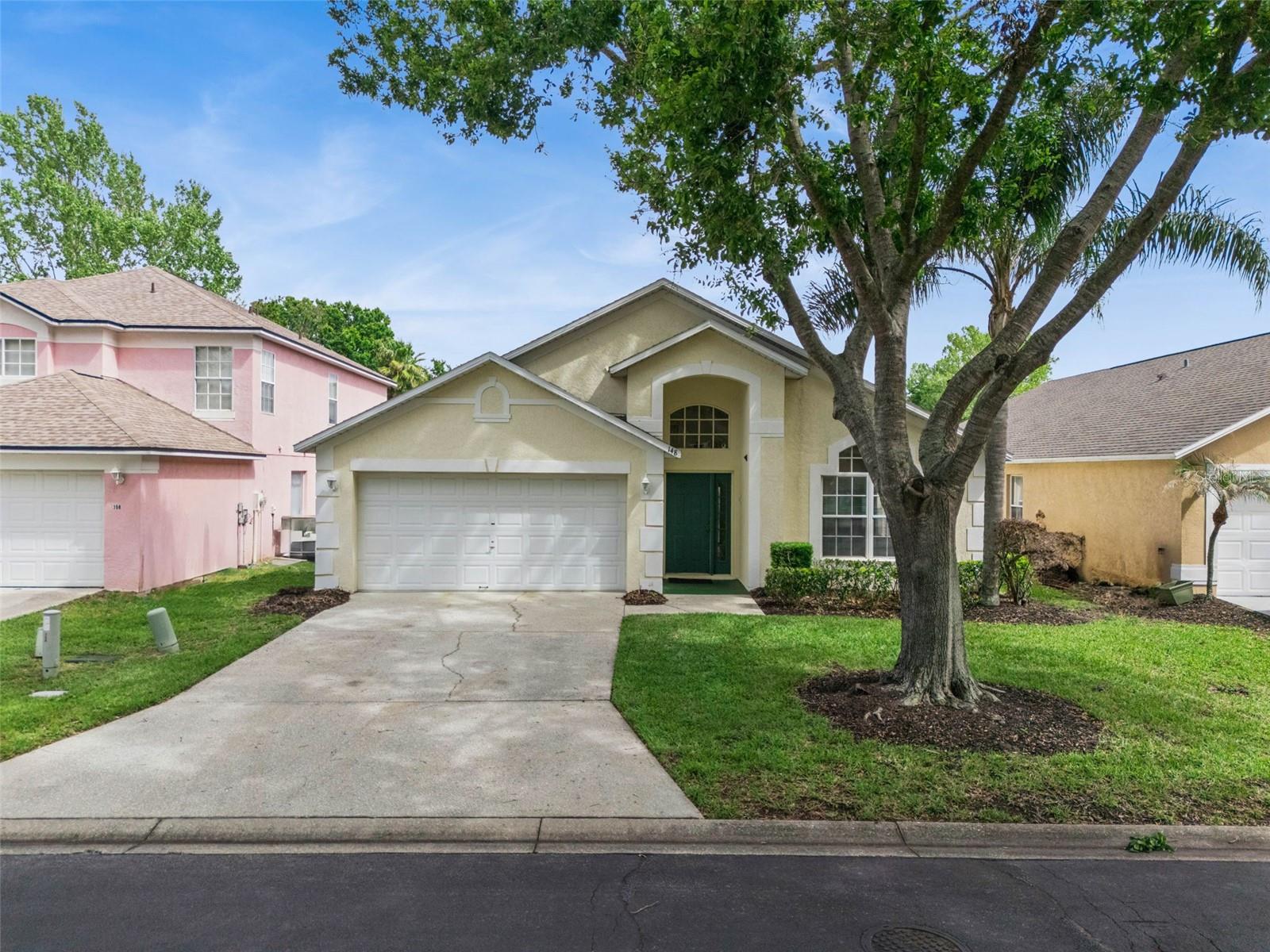 Image 2 of 46 For 148 Grosvenor Loop